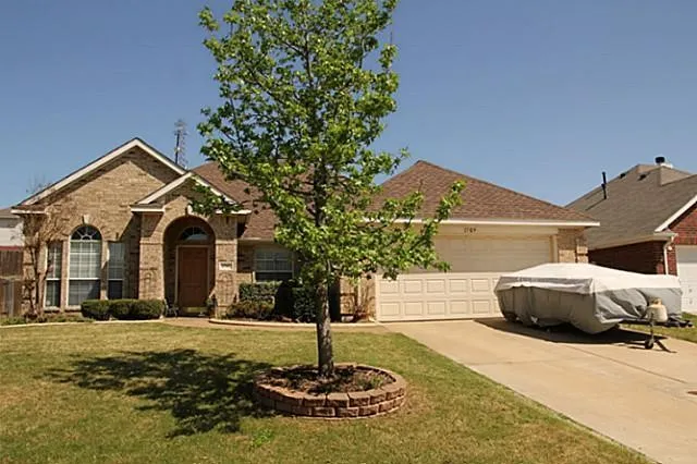 Single Family Residence For Rent in Denton County , 1709 Copper Leaf Drive, Corinth, Texas 76210, 3 Bedroom, 2 Bathroom, 2 Garage spaces, 1,893 Sqft, built in 2000, mls#21285152, Real Estate Agent in Corinth, Homes For Rent in Denton county, Homes For Rent in Corinth, Realtor in Corinth Texas, Real Estate Brokerage Independent Realty Texas, Luminita Cordes Realtor
