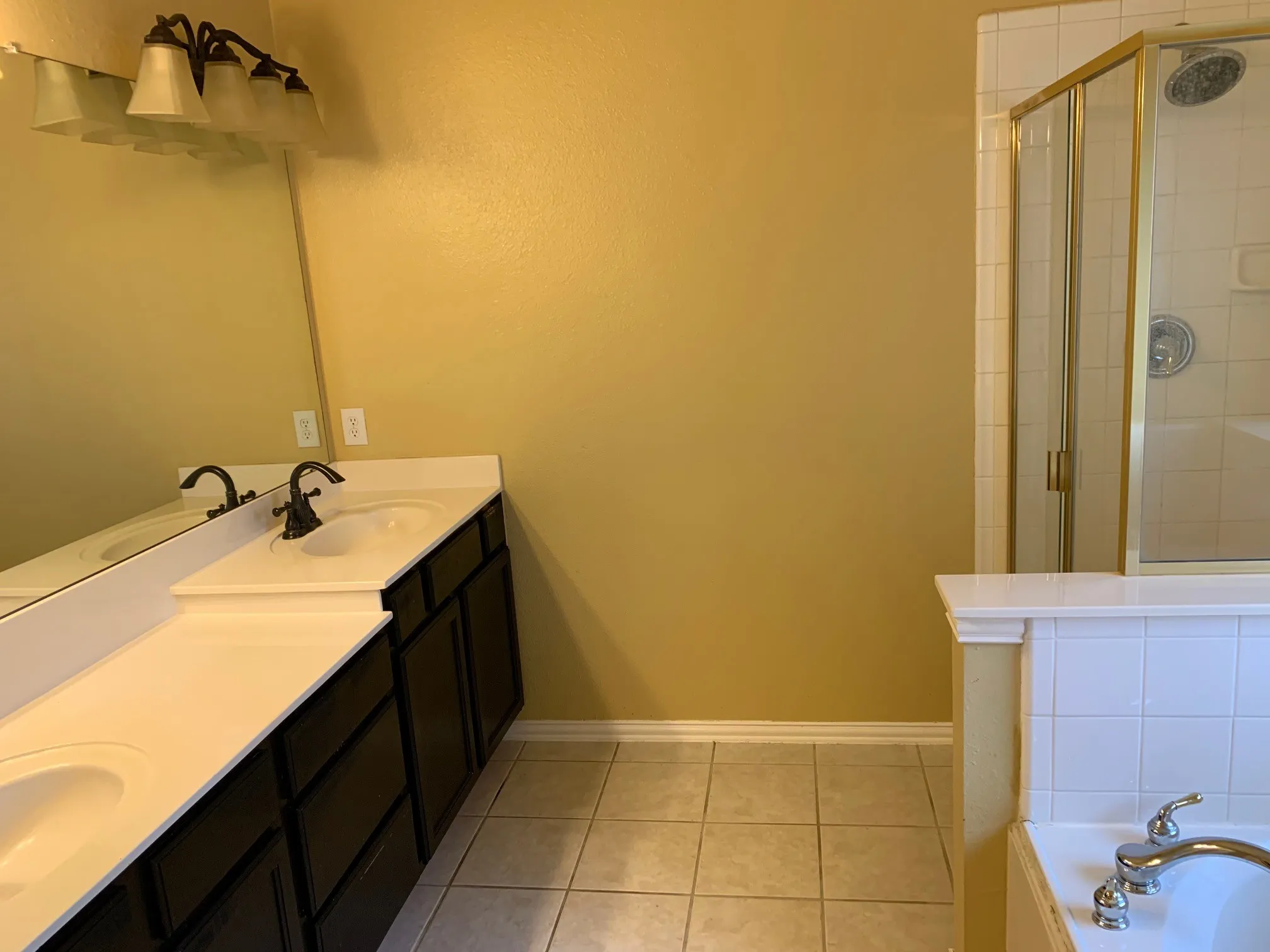 Single Family Residence For Rent in Denton County , 1709 Copper Leaf Drive, Corinth, Texas 76210, 3 Bedroom, 2 Bathroom, 2 Garage spaces, 1,893 Sqft, built in 2000, mls#21285152, Real Estate Agent in Corinth, Homes For Rent in Denton county, Homes For Rent in Corinth, Realtor in Corinth Texas, Real Estate Brokerage Independent Realty Texas, Luminita Cordes Realtor