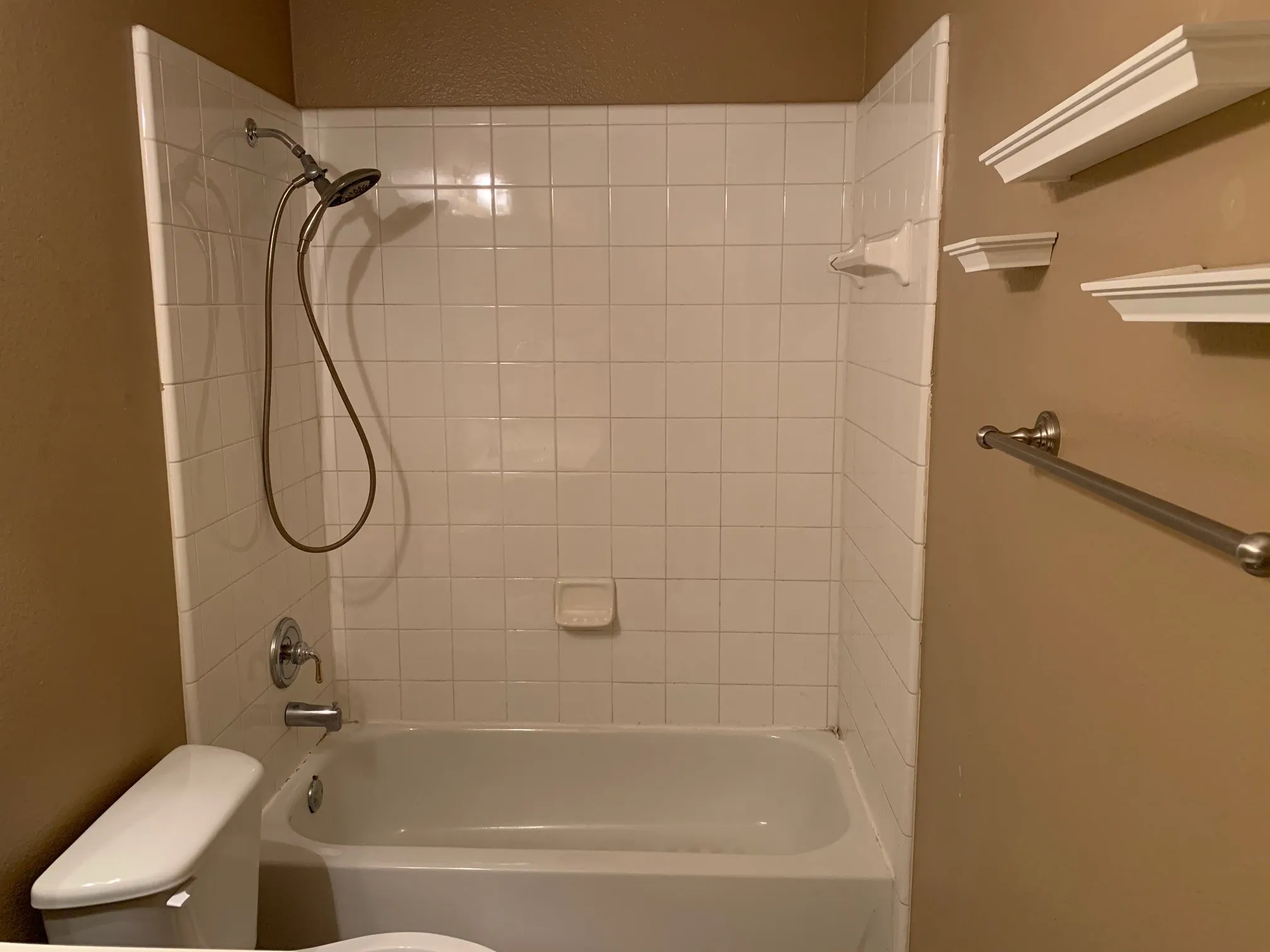 Single Family Residence For Rent in Denton County , 1709 Copper Leaf Drive, Corinth, Texas 76210, 3 Bedroom, 2 Bathroom, 2 Garage spaces, 1,893 Sqft, built in 2000, mls#21285152, Real Estate Agent in Corinth, Homes For Rent in Denton county, Homes For Rent in Corinth, Realtor in Corinth Texas, Real Estate Brokerage Independent Realty Texas, Luminita Cordes Realtor