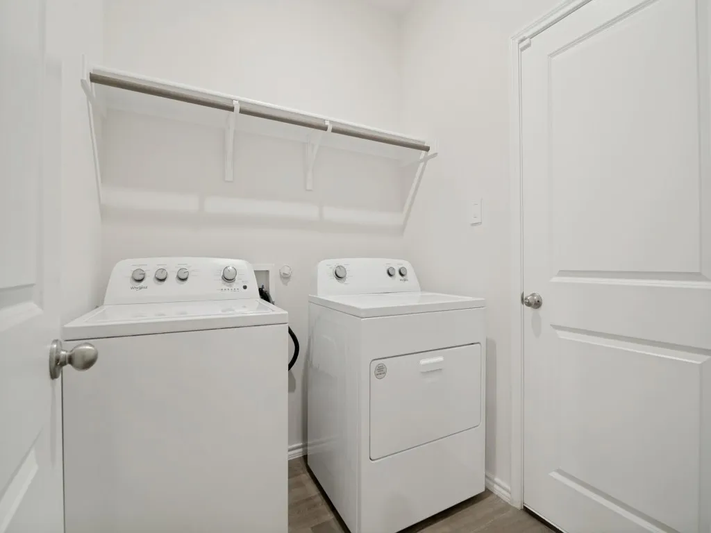 Single Family Residence For Sale in Hunt County , 911 Corral Street, Royse City, Texas 75189, 3 Bedroom, 2 Bathroom, 2 Garage spaces, 1,259 Sqft, built in 2024, mls#21287638, Real Estate Agent in Royse City, Homes For Sale in Hunt county, Homes For Sale in Royse City, Realtor in Royse City Texas, Real Estate Brokerage Independent Realty Texas, Luminita Cordes Realtor