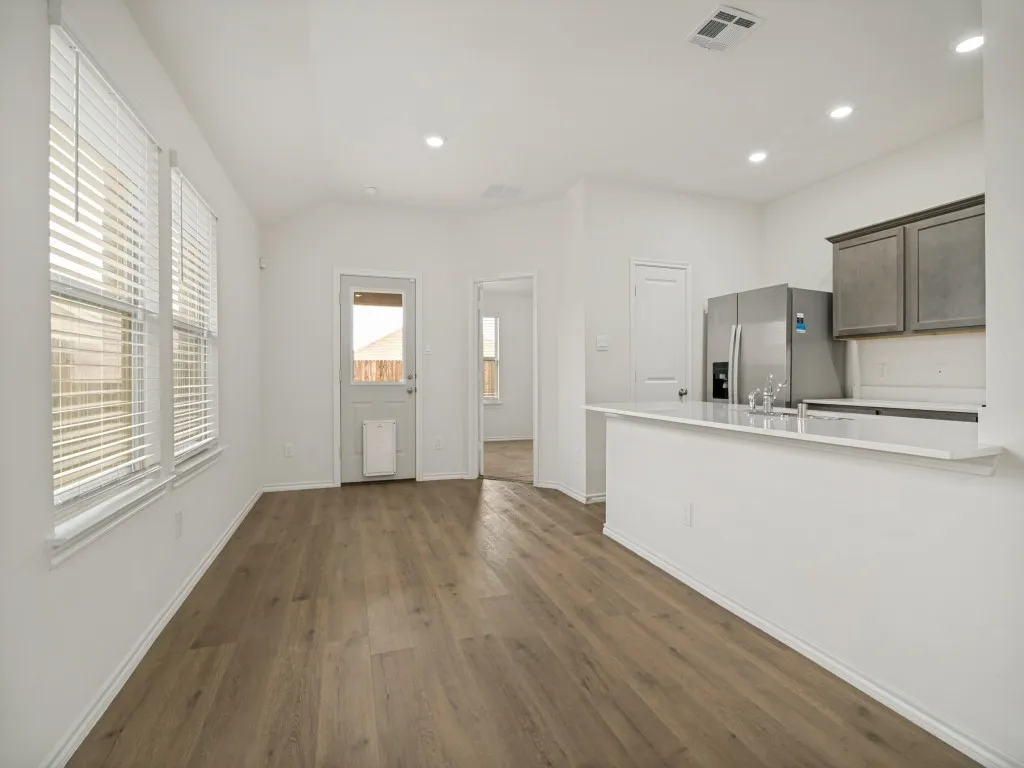 Single Family Residence For Sale in Hunt County , 911 Corral Street, Royse City, Texas 75189, 3 Bedroom, 2 Bathroom, 2 Garage spaces, 1,259 Sqft, built in 2024, mls#21287638, Real Estate Agent in Royse City, Homes For Sale in Hunt county, Homes For Sale in Royse City, Realtor in Royse City Texas, Real Estate Brokerage Independent Realty Texas, Luminita Cordes Realtor