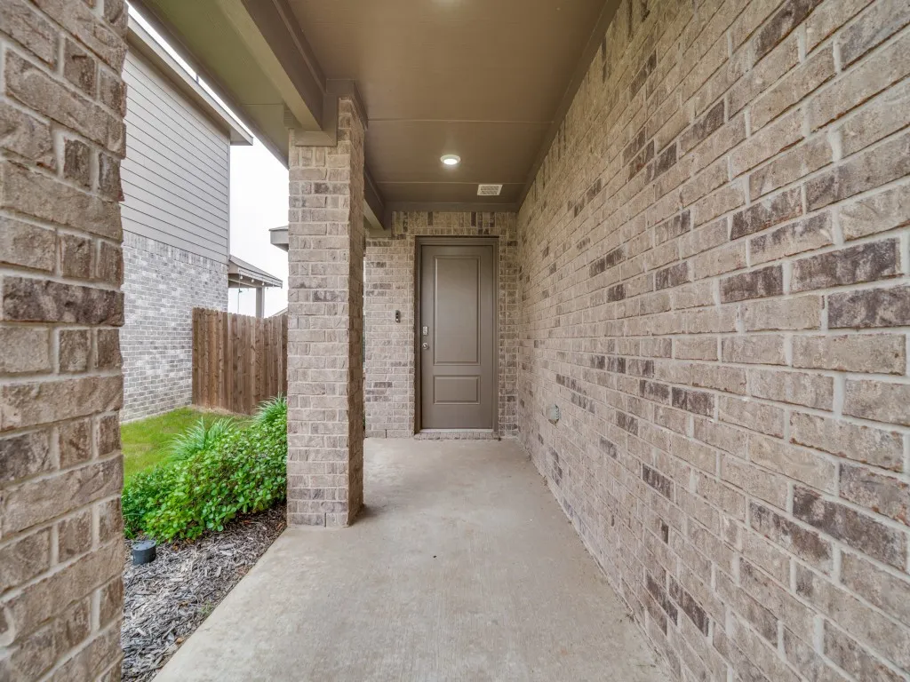 Single Family Residence For Sale in Hunt County , 911 Corral Street, Royse City, Texas 75189, 3 Bedroom, 2 Bathroom, 2 Garage spaces, 1,259 Sqft, built in 2024, mls#21287638, Real Estate Agent in Royse City, Homes For Sale in Hunt county, Homes For Sale in Royse City, Realtor in Royse City Texas, Real Estate Brokerage Independent Realty Texas, Luminita Cordes Realtor