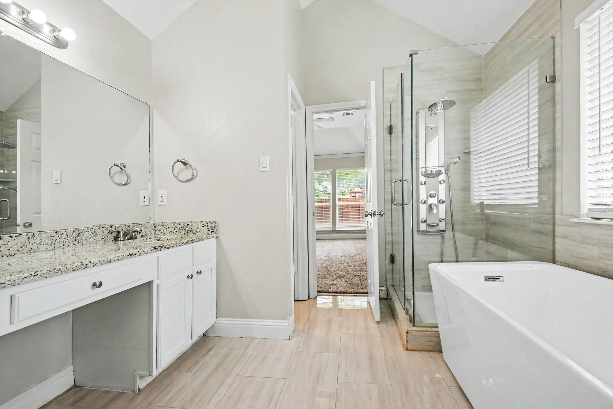 Single Family Residence For Sale in Collin County , 9901 Queens Road, Frisco, Texas 75035, 4 Bedroom, 2 Bathroom, 2 Garage spaces, 1,907 Sqft, built in 1997, mls#21287596, Real Estate Agent in Frisco, Homes For Sale in Collin county, Homes For Sale in Frisco, Realtor in Frisco Texas, Real Estate Brokerage Independent Realty Texas, Luminita Cordes Realtor