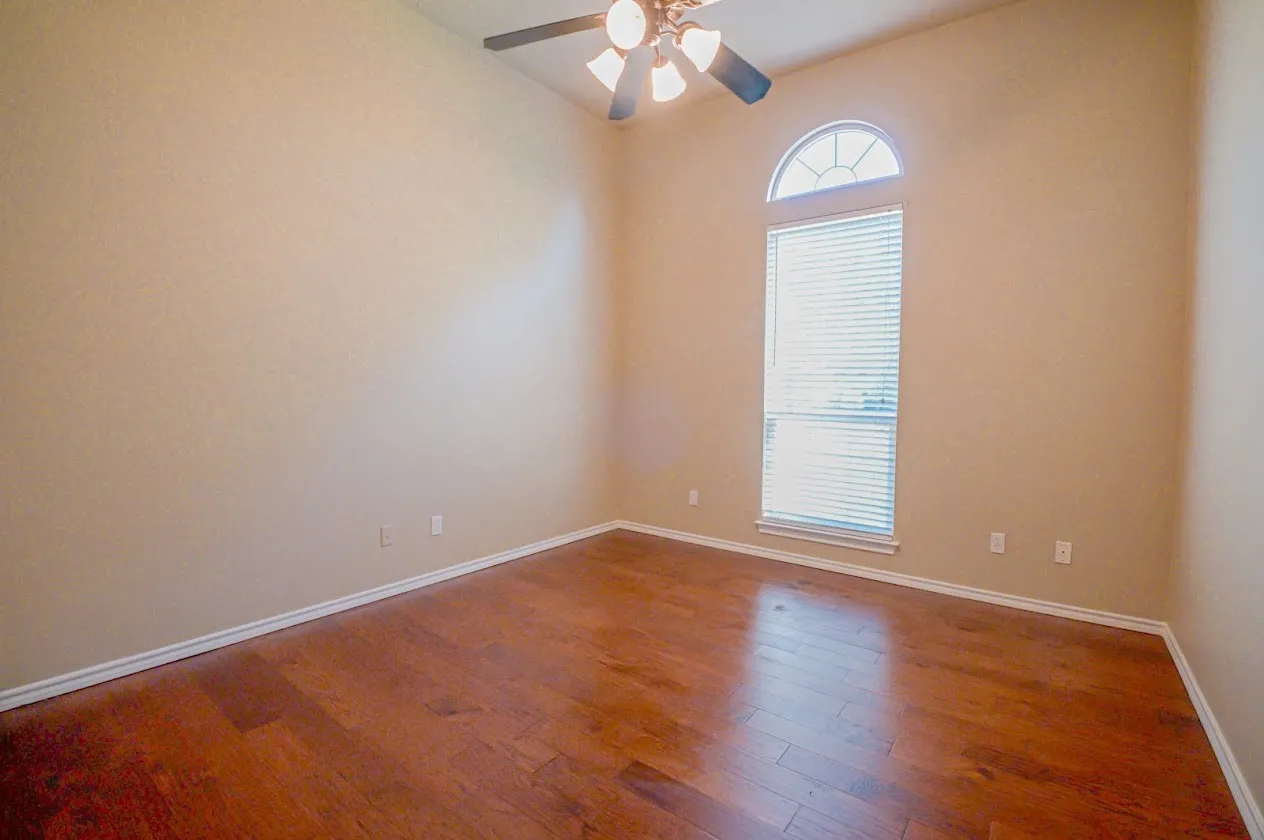 3rd bedroom.