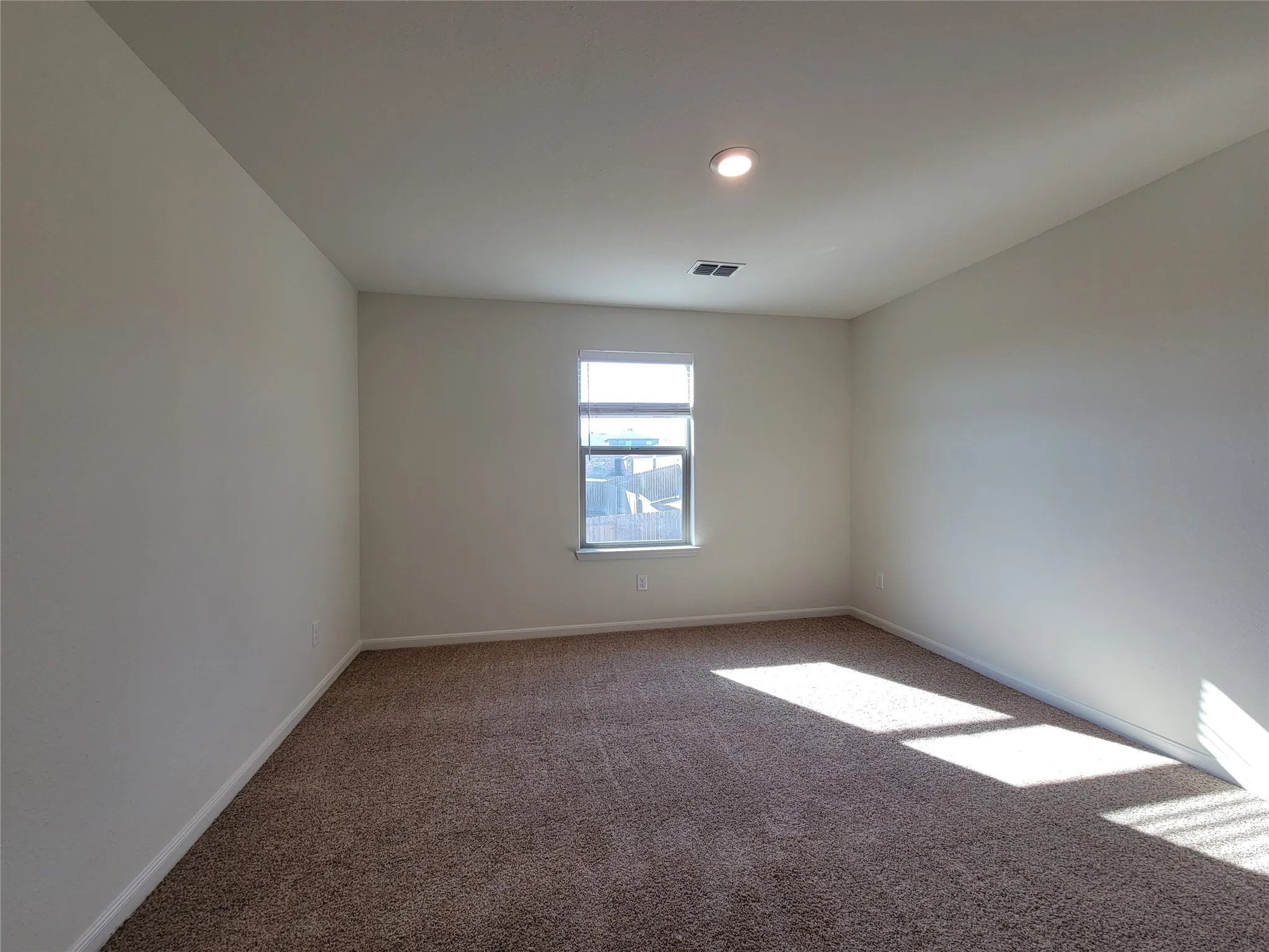 Single Family Residence For Rent in Dallas County , 752 Saratoga Drive, Seagoville, Texas 75159, 4 Bedroom, 3 Bathroom, 2 Garage spaces, 2,209 Sqft, built in 2022, mls#21287498, Real Estate Agent in Seagoville, Homes For Rent in Dallas county, Homes For Rent in Seagoville, Realtor in Seagoville Texas, Real Estate Brokerage Independent Realty Texas, Luminita Cordes Realtor