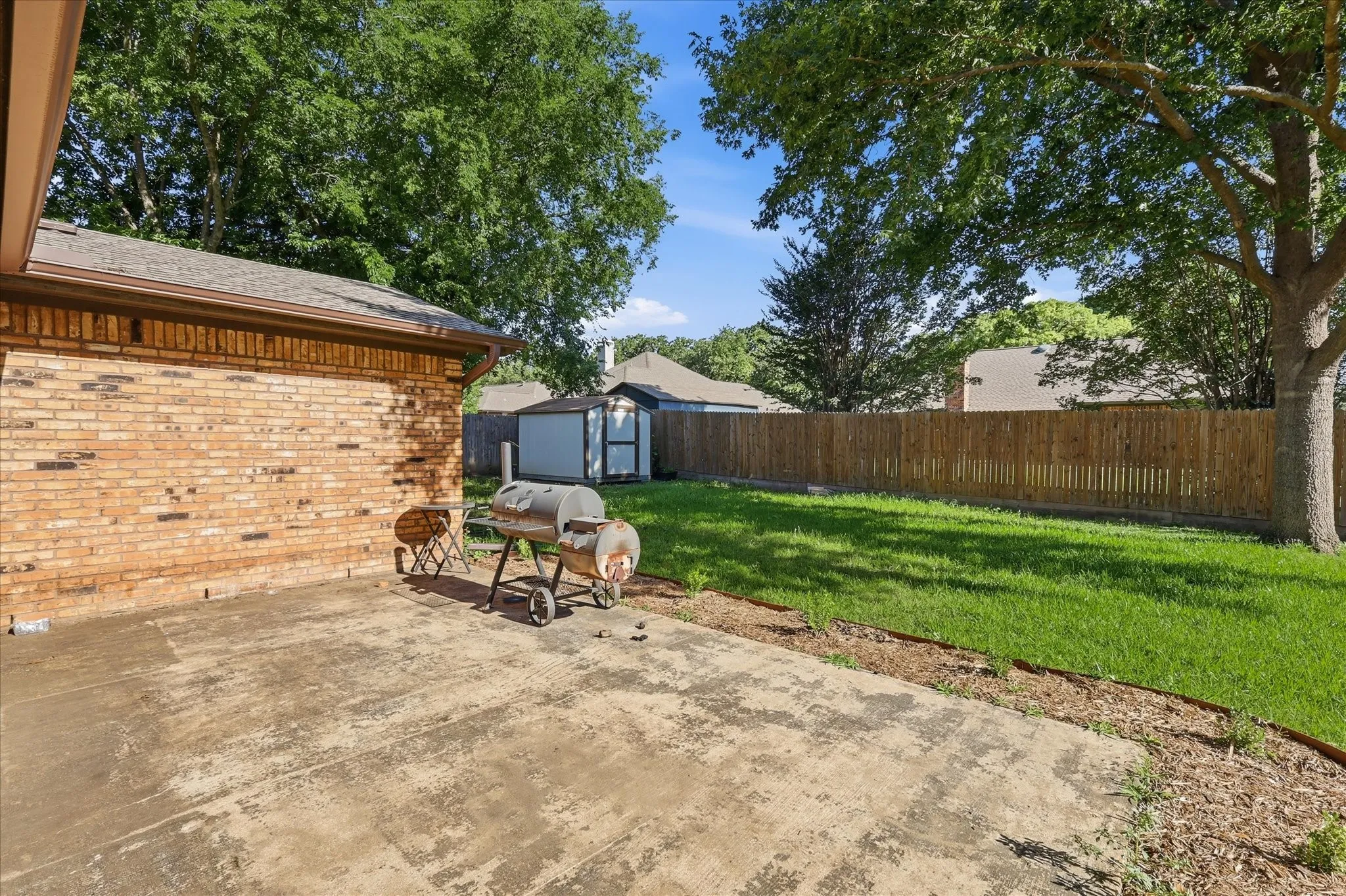Single Family Residence For Sale in Tarrant County , 6837 Starnes Road, North Richland Hills, Texas 76182, 3 Bedroom, 2 Bathroom, 2 Garage spaces, 1,708 Sqft, built in 1980, Price $365,000, mls#21287242, Real Estate Agent in North Richland Hills, Homes For Sale in Tarrant county, Homes For Sale in North Richland Hills, Realtor in North Richland Hills Texas, Real Estate Brokerage Independent Realty Texas, Luminita Cordes Realtor