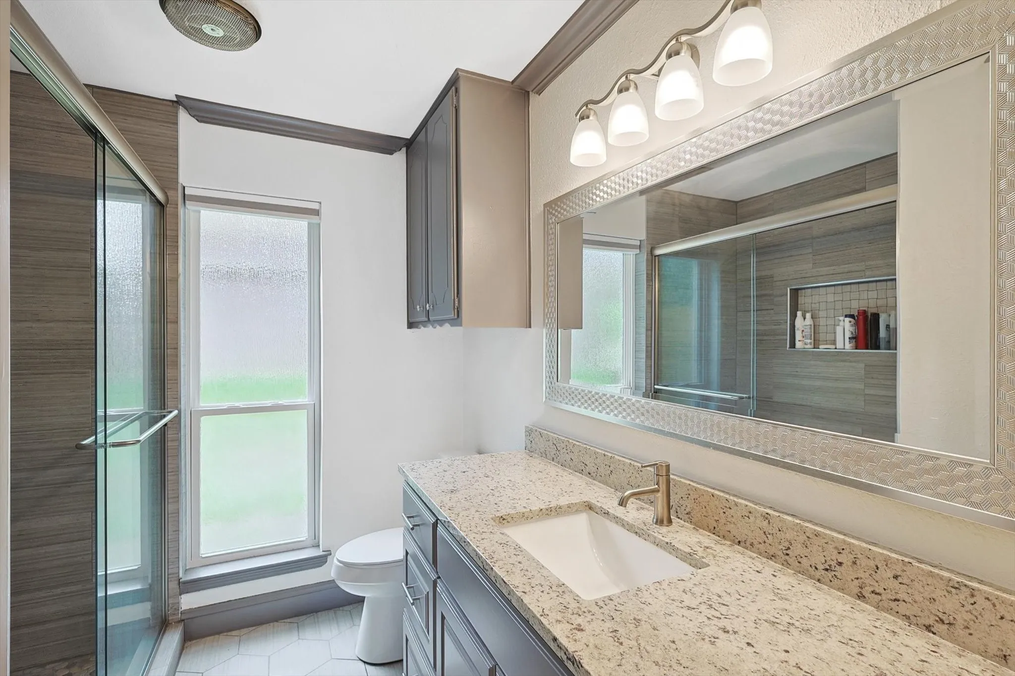 Single Family Residence For Sale in Tarrant County , 6837 Starnes Road, North Richland Hills, Texas 76182, 3 Bedroom, 2 Bathroom, 2 Garage spaces, 1,708 Sqft, built in 1980, Price $365,000, mls#21287242, Real Estate Agent in North Richland Hills, Homes For Sale in Tarrant county, Homes For Sale in North Richland Hills, Realtor in North Richland Hills Texas, Real Estate Brokerage Independent Realty Texas, Luminita Cordes Realtor