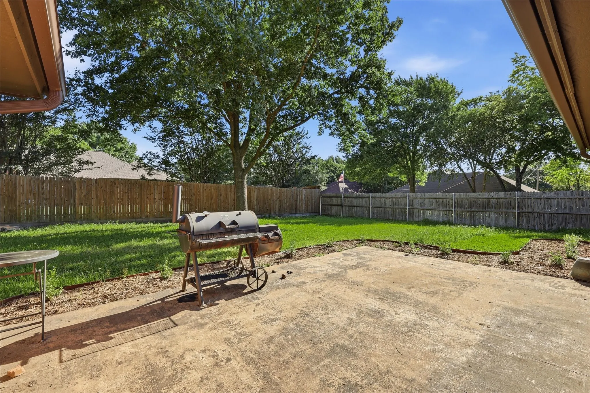 Single Family Residence For Sale in Tarrant County , 6837 Starnes Road, North Richland Hills, Texas 76182, 3 Bedroom, 2 Bathroom, 2 Garage spaces, 1,708 Sqft, built in 1980, Price $365,000, mls#21287242, Real Estate Agent in North Richland Hills, Homes For Sale in Tarrant county, Homes For Sale in North Richland Hills, Realtor in North Richland Hills Texas, Real Estate Brokerage Independent Realty Texas, Luminita Cordes Realtor