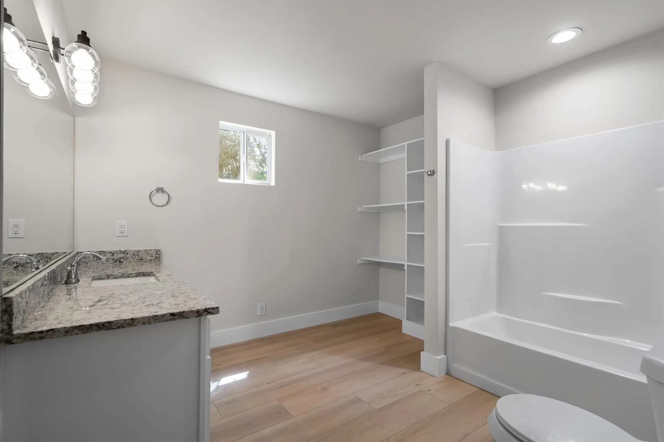 Single Family Residence For Sale in Denton County , 112 Inman Street, Denton, Texas 76205, 3 Bedroom, 2 Bathroom, Garage spaces, 1,520 Sqft, built in 1950, Price $299,900, mls#21283160, Real Estate Agent in Denton, Homes For Sale in Denton county, Homes For Sale in Denton, Realtor in Denton Texas, Real Estate Brokerage Independent Realty Texas, Luminita Cordes Realtor