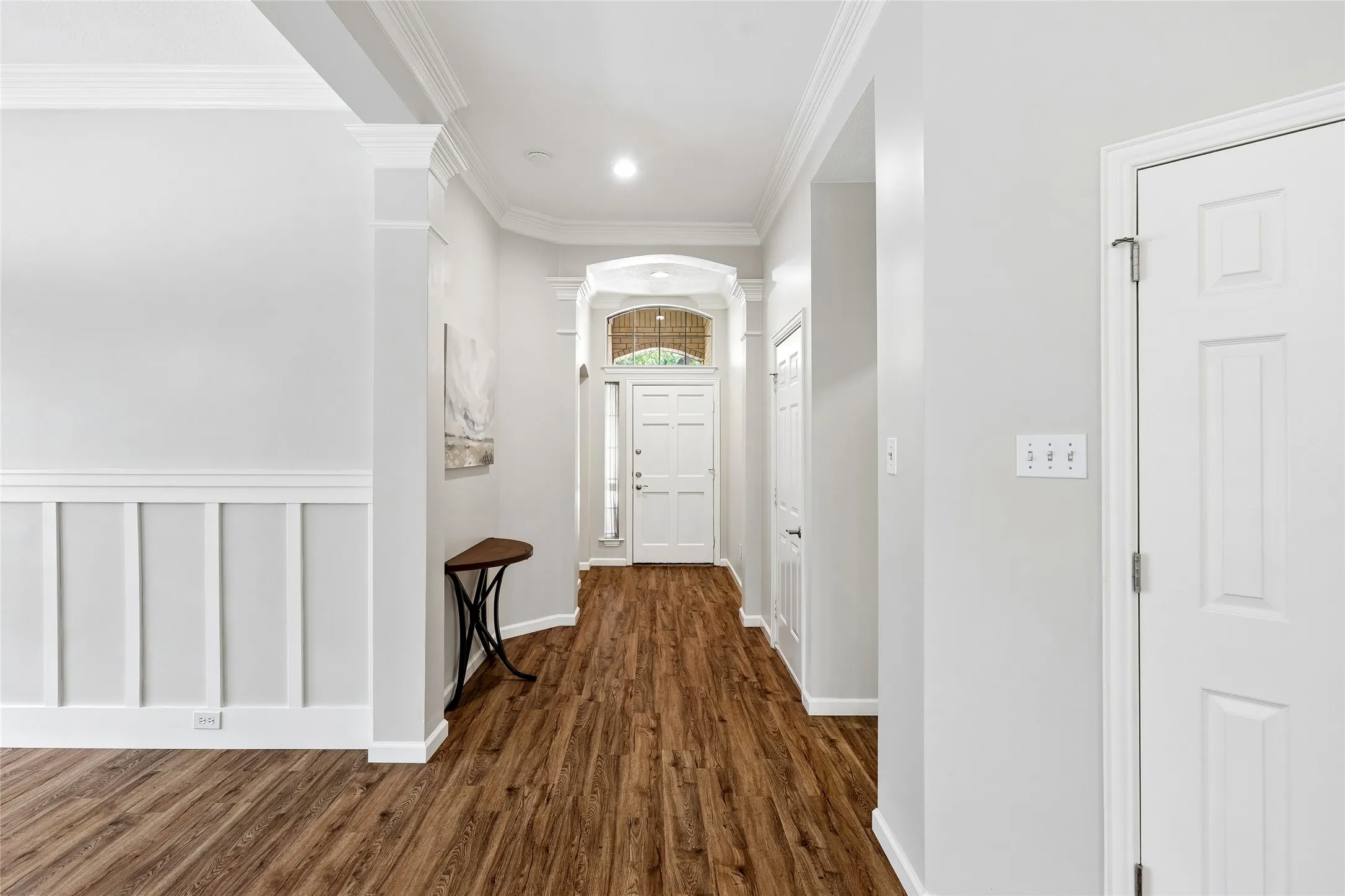 Single Family Residence For Sale in Tarrant County , 3516 Stone Creek Court, Fort Worth, Texas 76137, 3 Bedroom, 2 Bathroom, 2 Garage spaces, 2,004 Sqft, built in 1995, mls#21287487, Real Estate Agent in Fort Worth, Homes For Sale in Tarrant county, Homes For Sale in Fort Worth, Realtor in Fort Worth Texas, Real Estate Brokerage Independent Realty Texas, Luminita Cordes Realtor