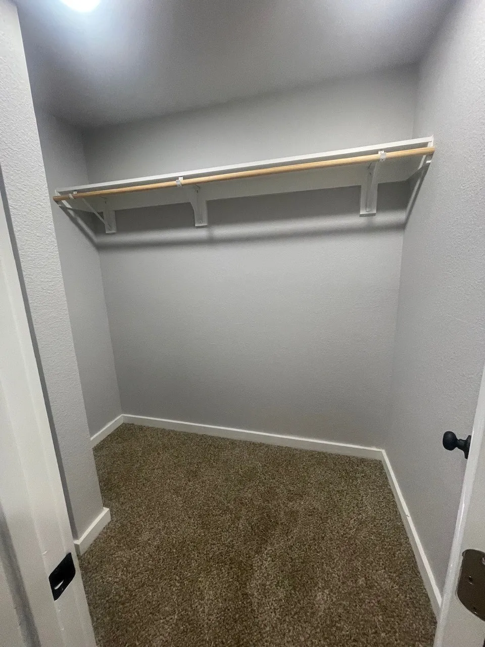 Single Family Residence For Sale in Fannin County , 320 W 6th Street, Bonham, Texas 75418, 5 Bedroom, 2 Bathroom, 1 Garage spaces, 1,495 Sqft, built in 1880, mls#21287806, Real Estate Agent in Bonham, Homes For Sale in Fannin county, Homes For Sale in Bonham, Realtor in Bonham Texas, Real Estate Brokerage Independent Realty Texas, Luminita Cordes Realtor