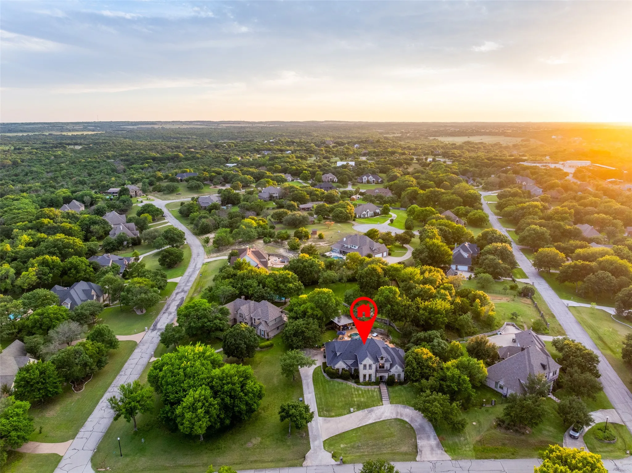 Single Family Residence For Sale in Parker County , 114 Southwest Drive, Aledo, Texas 76008, 4 Bedroom, 4 Bathroom, 3 Garage spaces, 3,492 Sqft, built in 2003, mls#21285638, Real Estate Agent in Aledo, Homes For Sale in Parker county, Homes For Sale in Aledo, Realtor in Aledo Texas, Real Estate Brokerage Independent Realty Texas, Luminita Cordes Realtor