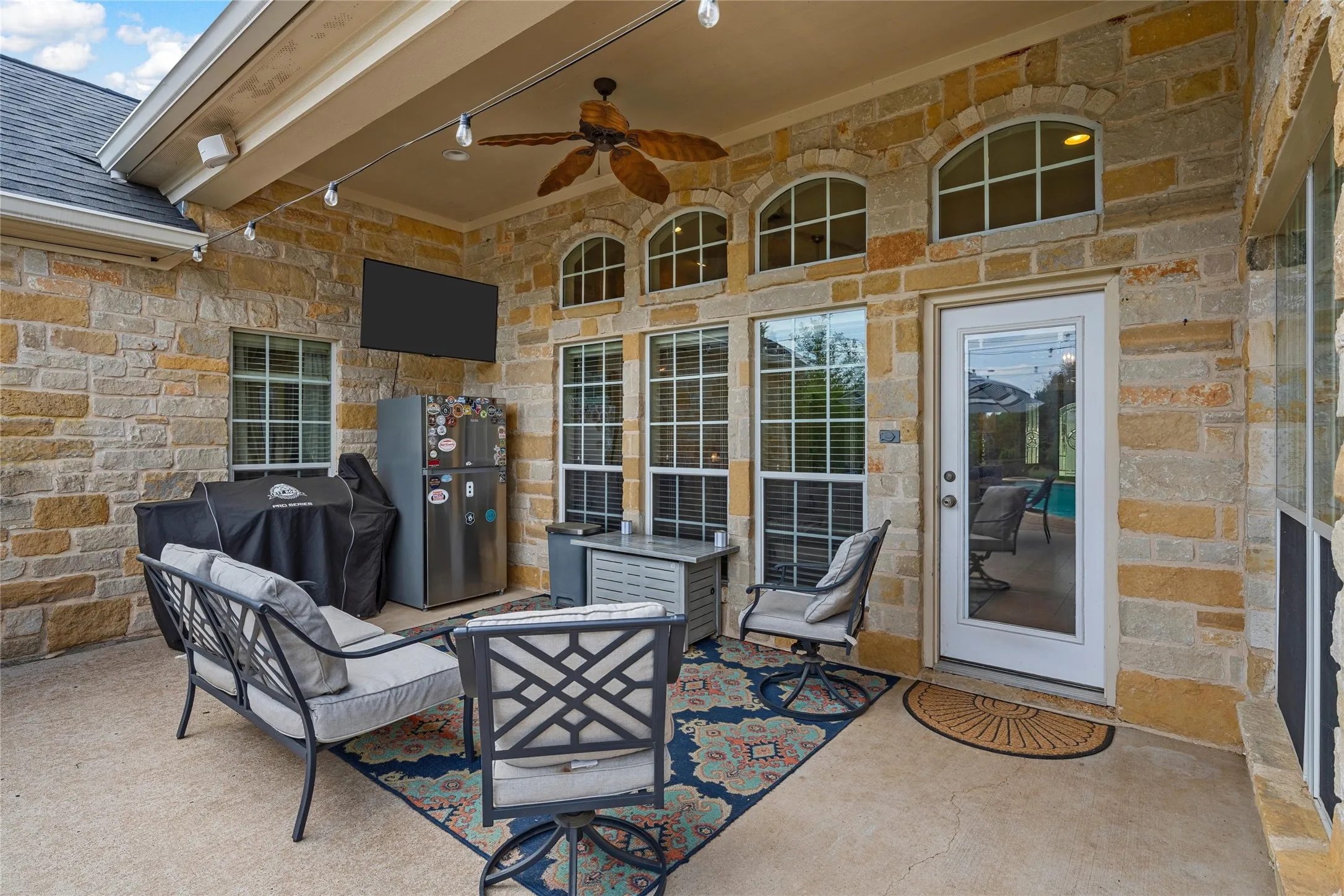 Single Family Residence For Sale in Mc Lennan County , 230 Hali Brooke Drive, China Spring, Texas 76633, 4 Bedroom, 4 Bathroom, 3 Garage spaces, 2,716 Sqft, built in 2006, mls#21287637, Real Estate Agent in China Spring, Homes For Sale in Mc Lennan county, Homes For Sale in China Spring, Realtor in China Spring Texas, Real Estate Brokerage Independent Realty Texas, Luminita Cordes Realtor