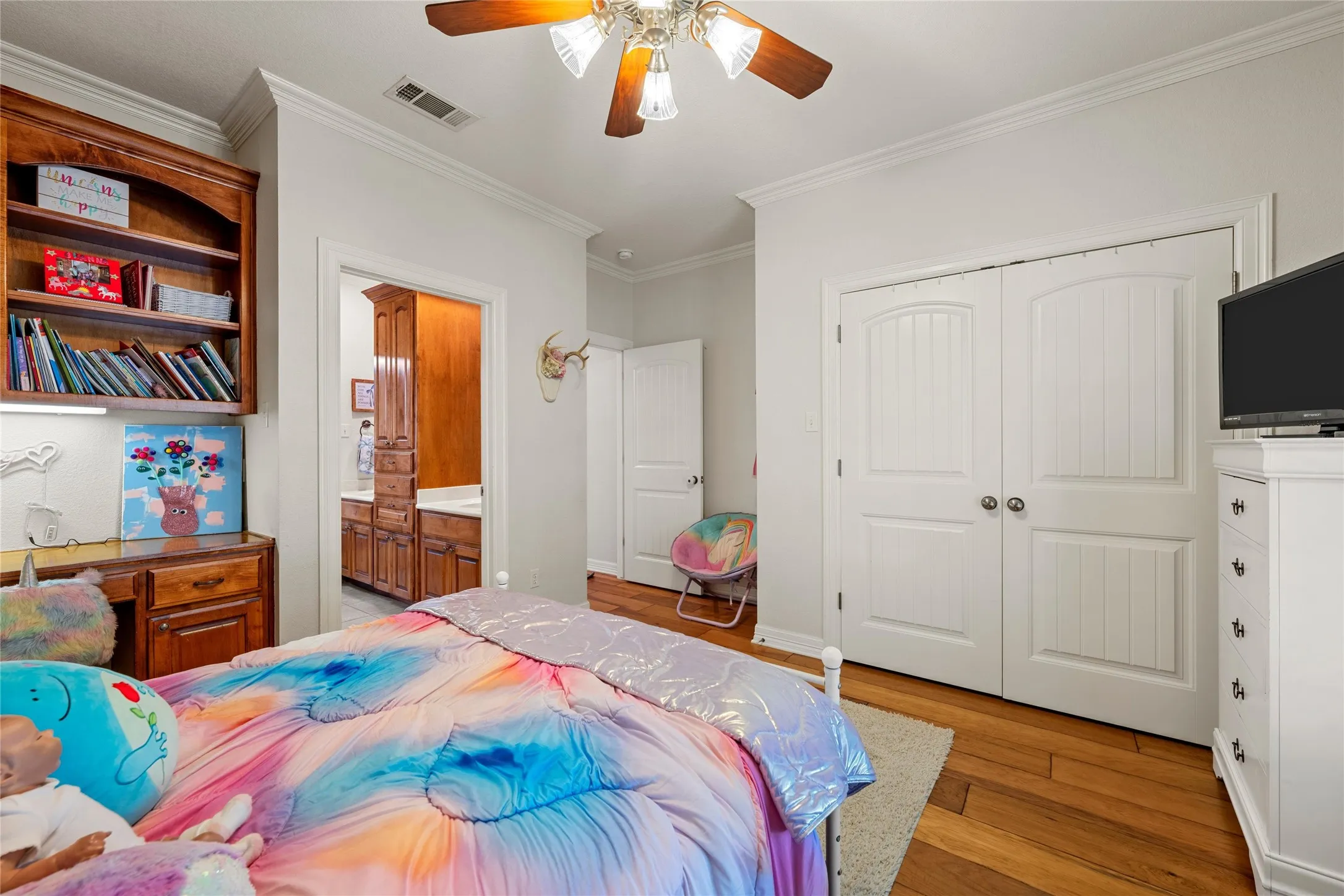 Single Family Residence For Sale in Mc Lennan County , 230 Hali Brooke Drive, China Spring, Texas 76633, 4 Bedroom, 4 Bathroom, 3 Garage spaces, 2,716 Sqft, built in 2006, mls#21287637, Real Estate Agent in China Spring, Homes For Sale in Mc Lennan county, Homes For Sale in China Spring, Realtor in China Spring Texas, Real Estate Brokerage Independent Realty Texas, Luminita Cordes Realtor