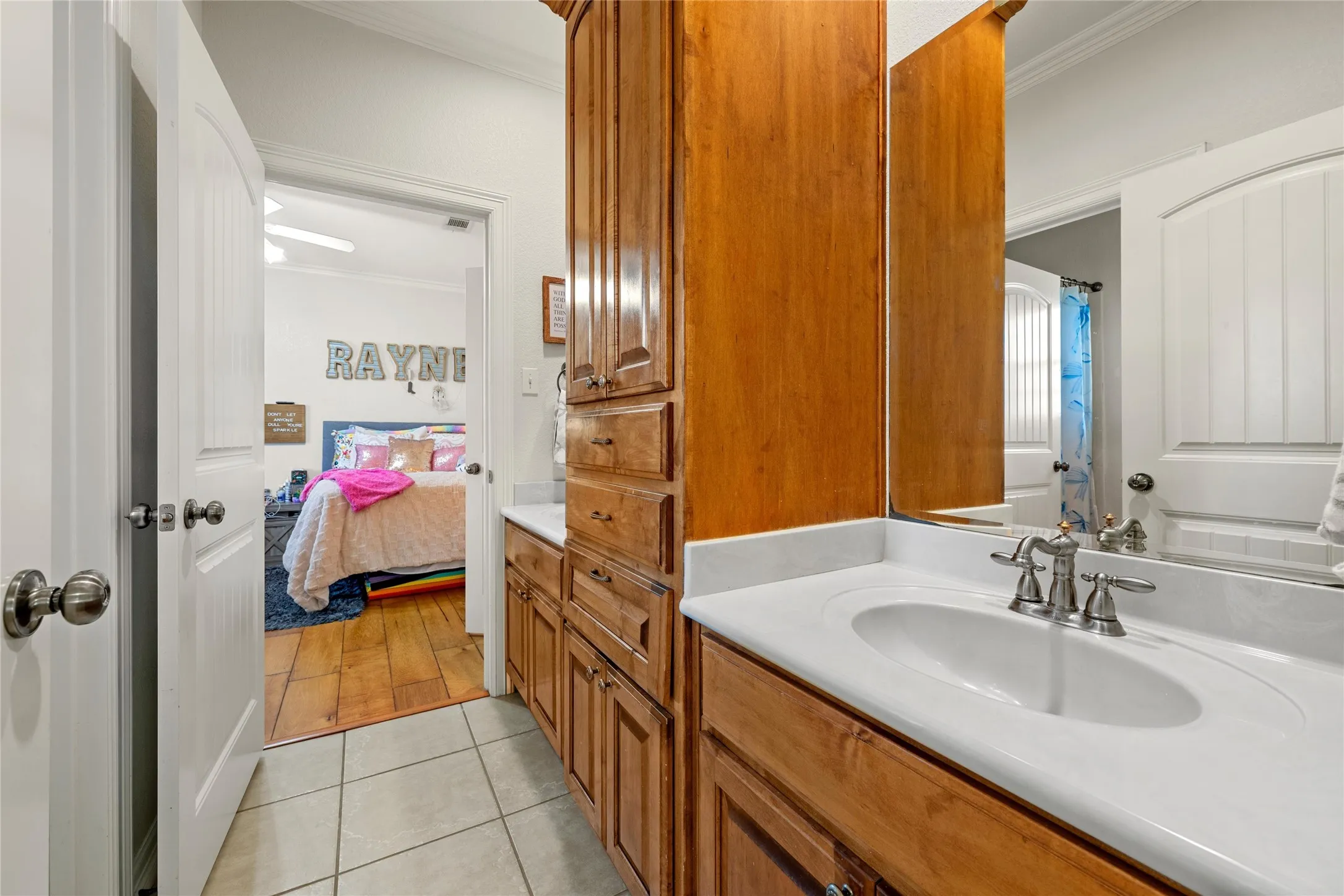 Single Family Residence For Sale in Mc Lennan County , 230 Hali Brooke Drive, China Spring, Texas 76633, 4 Bedroom, 4 Bathroom, 3 Garage spaces, 2,716 Sqft, built in 2006, mls#21287637, Real Estate Agent in China Spring, Homes For Sale in Mc Lennan county, Homes For Sale in China Spring, Realtor in China Spring Texas, Real Estate Brokerage Independent Realty Texas, Luminita Cordes Realtor