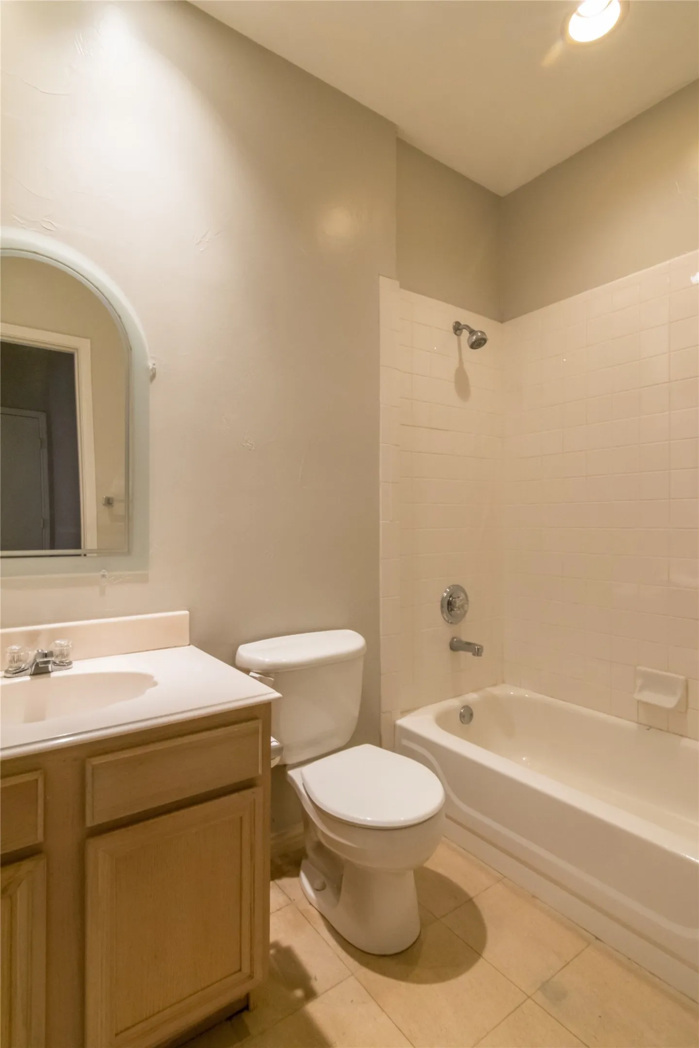 Townhouse For Rent in Dallas County , 3904 Brandon Park Drive, Garland, Texas 75044, 3 Bedroom, 3 Bathroom, Garage spaces, 1,535 Sqft, built in 1999, mls#21287795, Real Estate Agent in Garland, Homes For Rent in Dallas county, Homes For Rent in Garland, Realtor in Garland Texas, Real Estate Brokerage Independent Realty Texas, Luminita Cordes Realtor