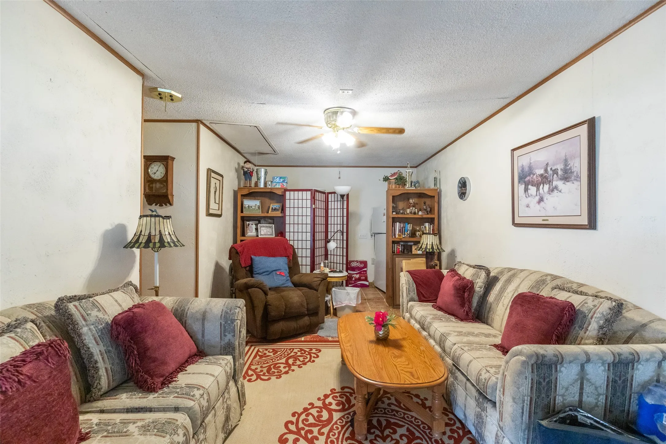 Single Family Residence For Sale in Haskell County , 1700 N Avenue H, Haskell, Texas 79521, 3 Bedrooms, 3 Bathrooms, Garage spaces, 2,024 Sqft, built in 1972, Price $329,000, mls#21287174, Real Estate Agent in Haskell, Homes For Sale in Haskell county, Homes For Sale in Haskell, Realtor in Haskell Texas, Real Estate Brokerage Independent Realty Texas, Luminita Cordes Realtor