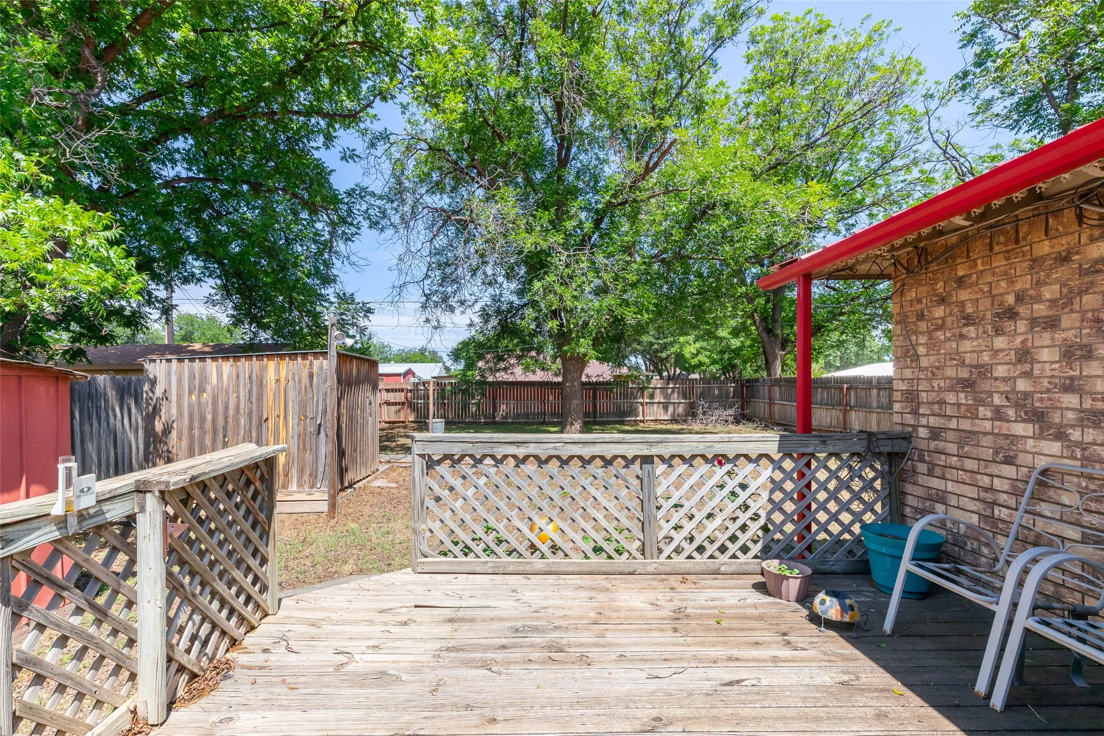 Single Family Residence For Sale in Haskell County , 1700 N Avenue H, Haskell, Texas 79521, 3 Bedrooms, 3 Bathrooms, Garage spaces, 2,024 Sqft, built in 1972, Price $329,000, mls#21287174, Real Estate Agent in Haskell, Homes For Sale in Haskell county, Homes For Sale in Haskell, Realtor in Haskell Texas, Real Estate Brokerage Independent Realty Texas, Luminita Cordes Realtor