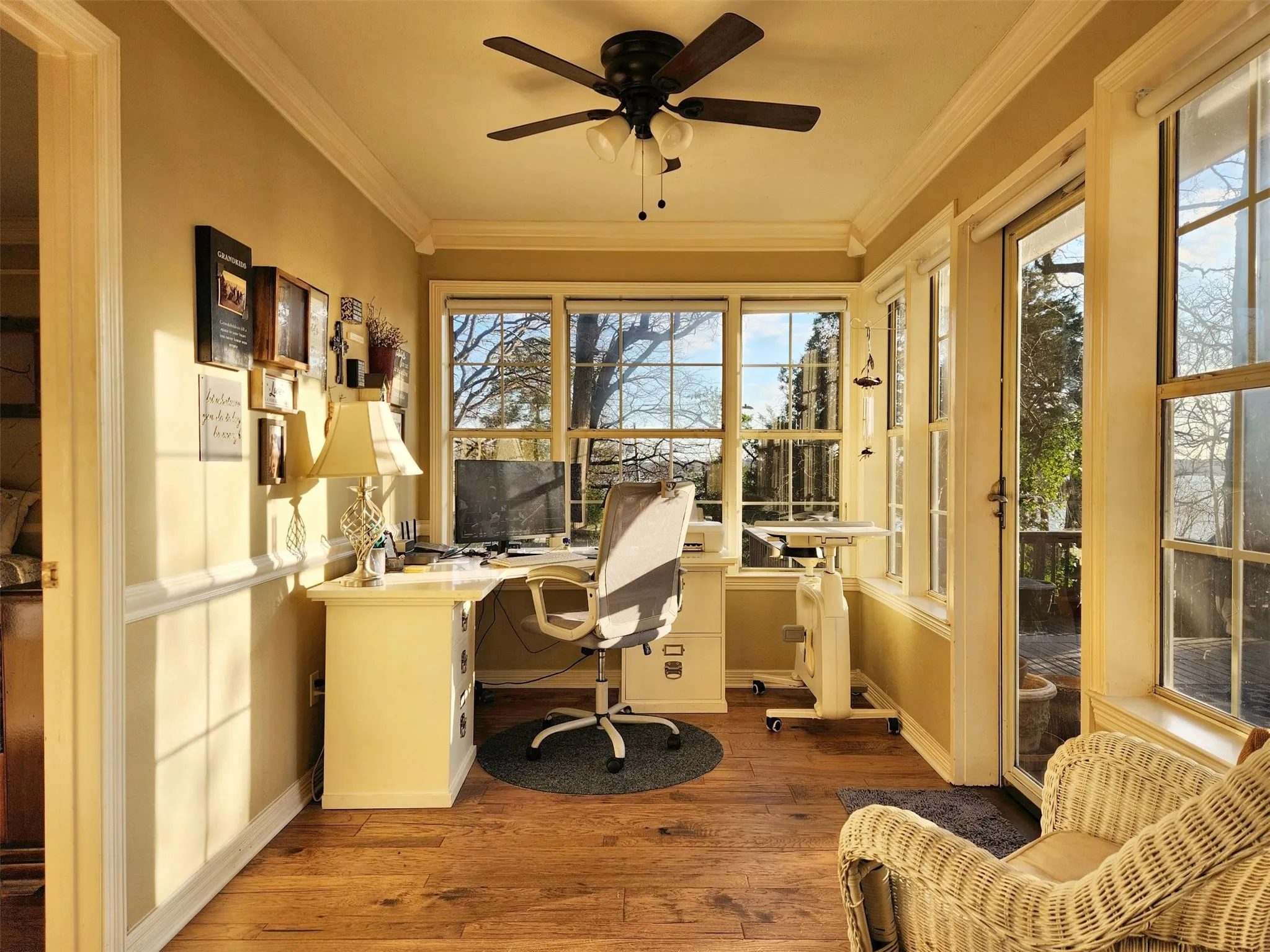 Single Family Residence For Sale in Cherokee County , 522 Christine Drive, Bullard, Texas 75757, 3 Bedroom, 4 Bathroom, 2 Garage spaces, 2,338 Sqft, built in 1992, Price $475,000, mls#21287778, Real Estate Agent in Bullard, Homes For Sale in Cherokee county, Homes For Sale in Bullard, Realtor in Bullard Texas, Real Estate Brokerage Independent Realty Texas, Luminita Cordes Realtor