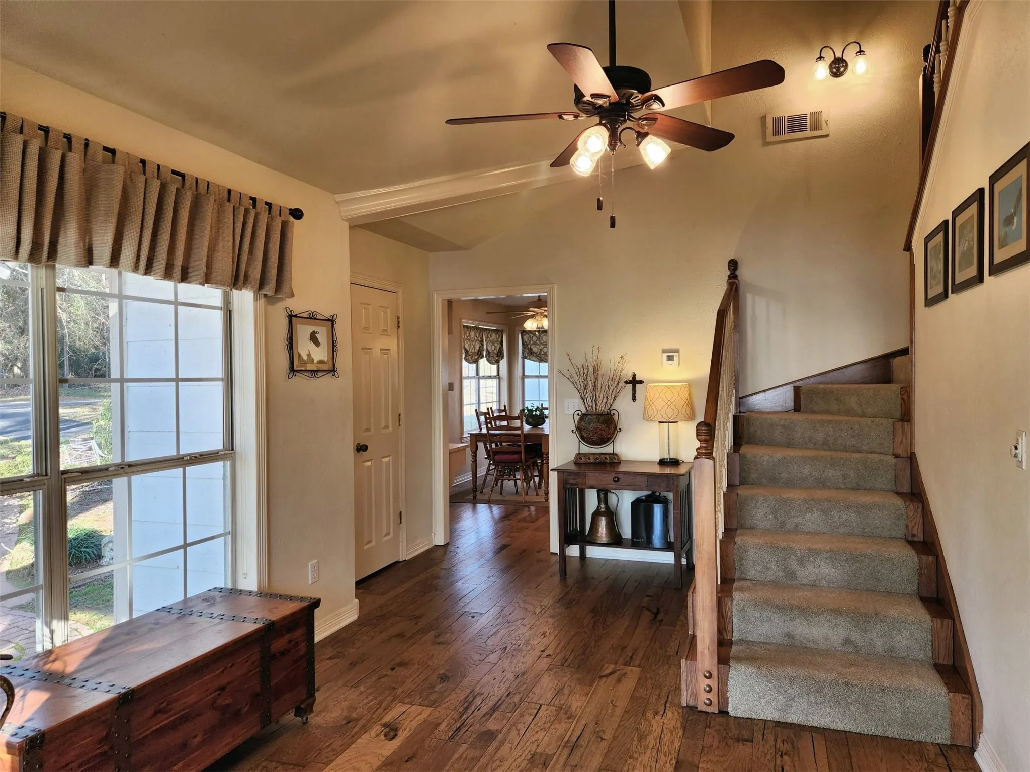 Single Family Residence For Sale in Cherokee County , 522 Christine Drive, Bullard, Texas 75757, 3 Bedroom, 4 Bathroom, 2 Garage spaces, 2,338 Sqft, built in 1992, Price $475,000, mls#21287778, Real Estate Agent in Bullard, Homes For Sale in Cherokee county, Homes For Sale in Bullard, Realtor in Bullard Texas, Real Estate Brokerage Independent Realty Texas, Luminita Cordes Realtor