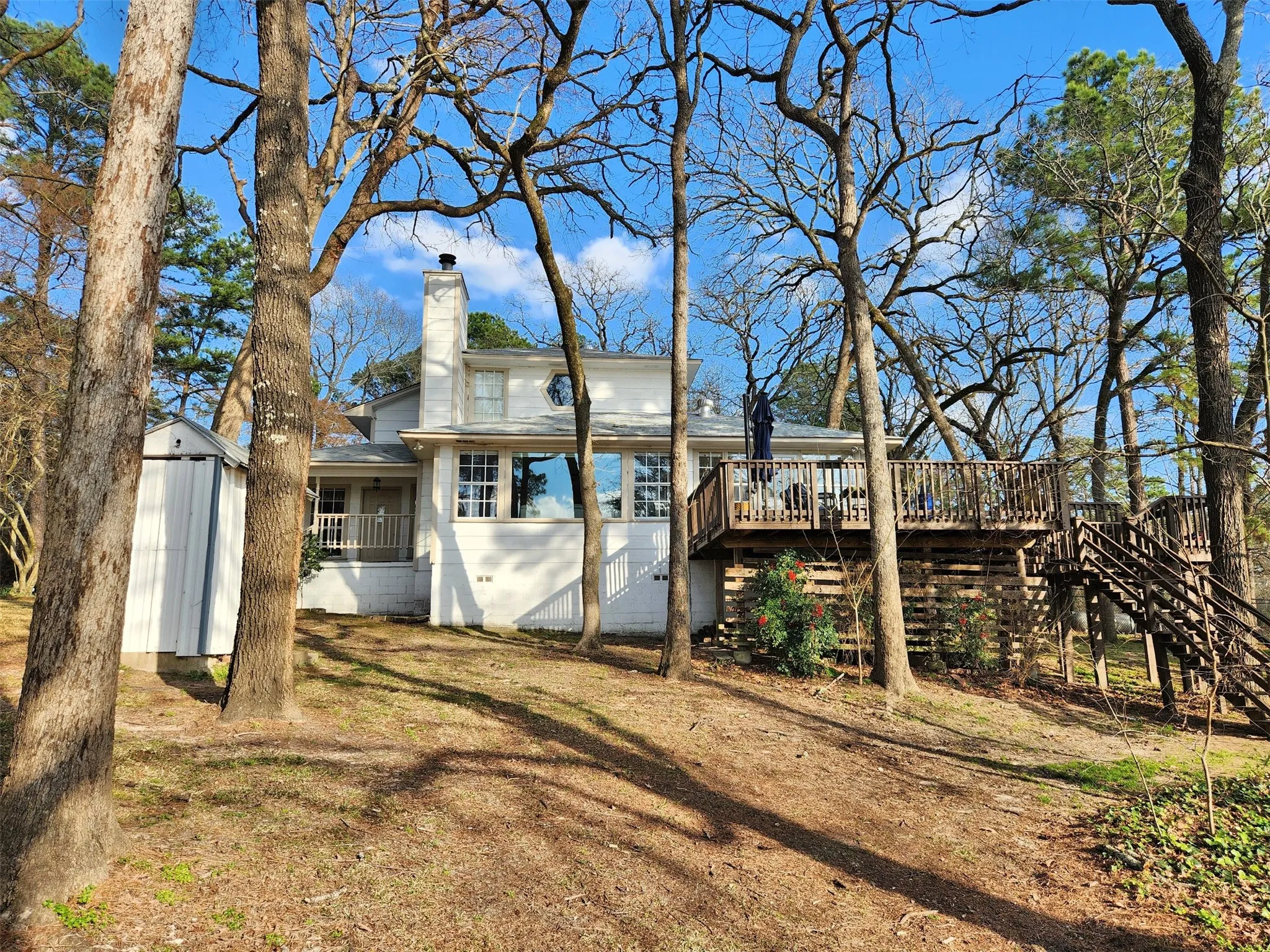 Single Family Residence For Sale in Cherokee County , 522 Christine Drive, Bullard, Texas 75757, 3 Bedroom, 4 Bathroom, 2 Garage spaces, 2,338 Sqft, built in 1992, Price $475,000, mls#21287778, Real Estate Agent in Bullard, Homes For Sale in Cherokee county, Homes For Sale in Bullard, Realtor in Bullard Texas, Real Estate Brokerage Independent Realty Texas, Luminita Cordes Realtor
