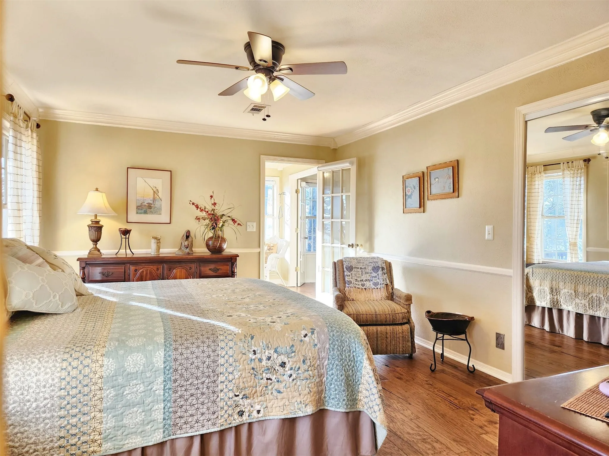 Single Family Residence For Sale in Cherokee County , 522 Christine Drive, Bullard, Texas 75757, 3 Bedroom, 4 Bathroom, 2 Garage spaces, 2,338 Sqft, built in 1992, Price $475,000, mls#21287778, Real Estate Agent in Bullard, Homes For Sale in Cherokee county, Homes For Sale in Bullard, Realtor in Bullard Texas, Real Estate Brokerage Independent Realty Texas, Luminita Cordes Realtor