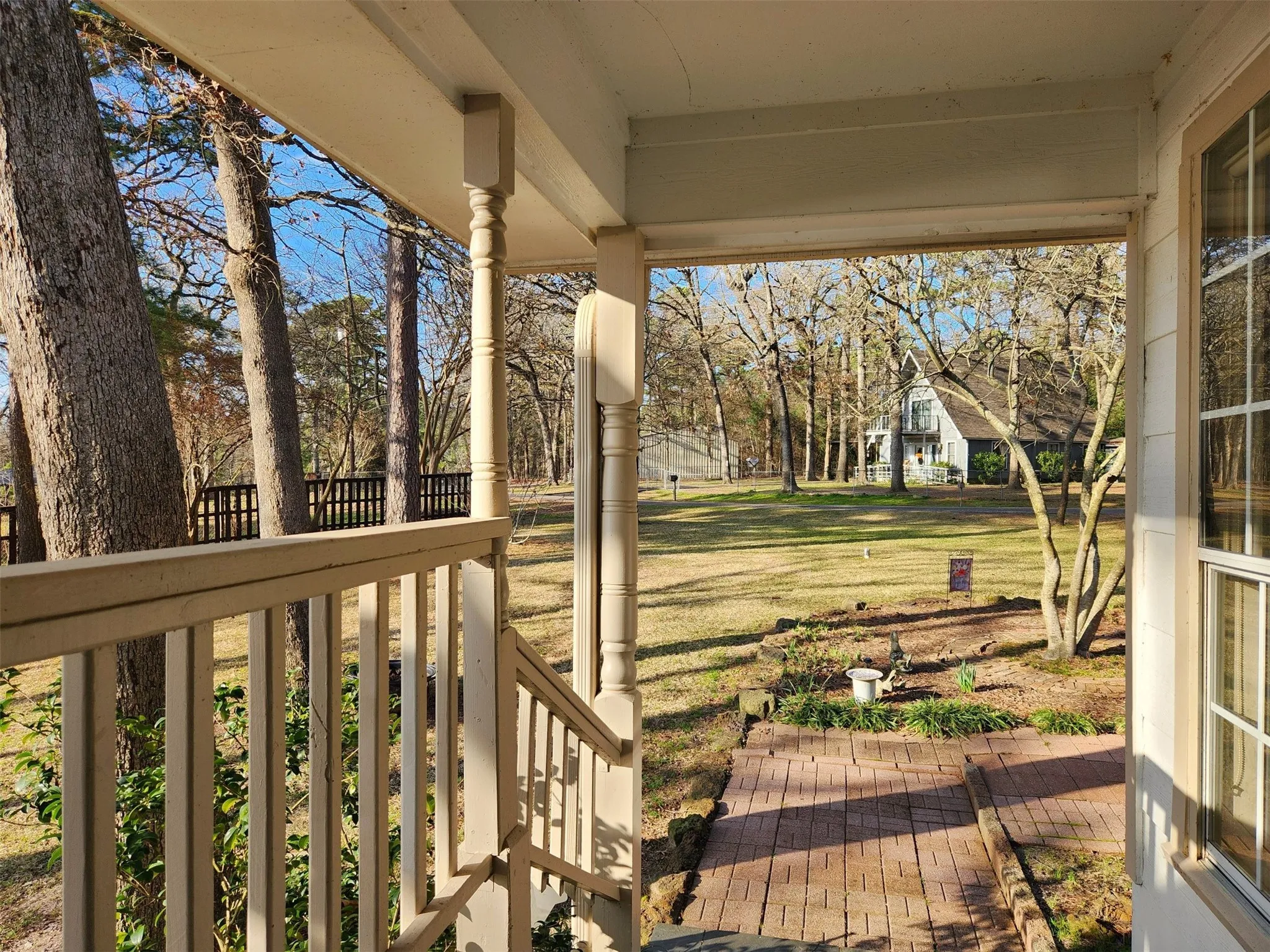 Single Family Residence For Sale in Cherokee County , 522 Christine Drive, Bullard, Texas 75757, 3 Bedroom, 4 Bathroom, 2 Garage spaces, 2,338 Sqft, built in 1992, Price $475,000, mls#21287778, Real Estate Agent in Bullard, Homes For Sale in Cherokee county, Homes For Sale in Bullard, Realtor in Bullard Texas, Real Estate Brokerage Independent Realty Texas, Luminita Cordes Realtor