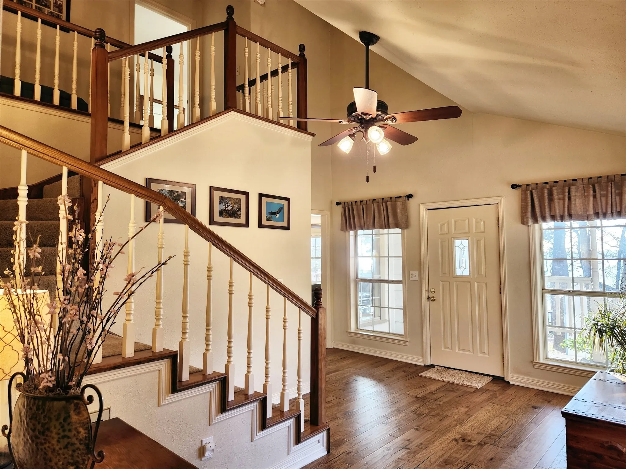 Single Family Residence For Sale in Cherokee County , 522 Christine Drive, Bullard, Texas 75757, 3 Bedroom, 4 Bathroom, 2 Garage spaces, 2,338 Sqft, built in 1992, Price $475,000, mls#21287778, Real Estate Agent in Bullard, Homes For Sale in Cherokee county, Homes For Sale in Bullard, Realtor in Bullard Texas, Real Estate Brokerage Independent Realty Texas, Luminita Cordes Realtor