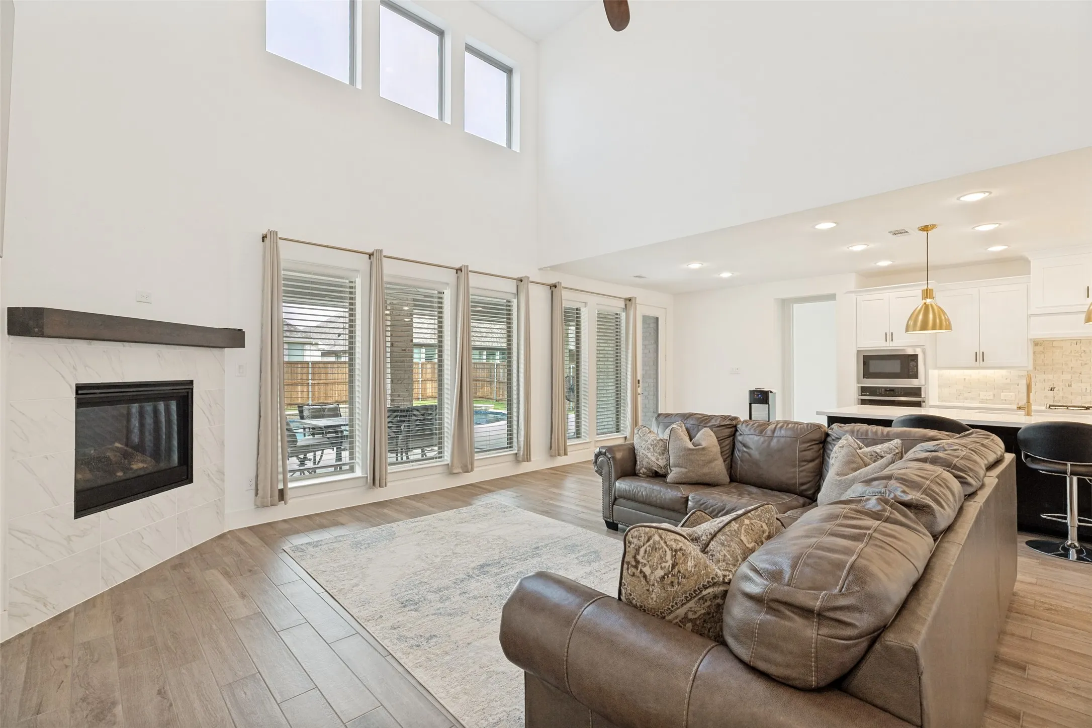 Single Family Residence For Sale in Collin County , 2706 Potomac Drive, Melissa, Texas 75454, 5 Bedroom, 5 Bathroom, 3 Garage spaces, 3,954 Sqft, built in 2022, mls#21281821, Real Estate Agent in Melissa, Homes For Sale in Collin county, Homes For Sale in Melissa, Realtor in Melissa Texas, Real Estate Brokerage Independent Realty Texas, Luminita Cordes Realtor