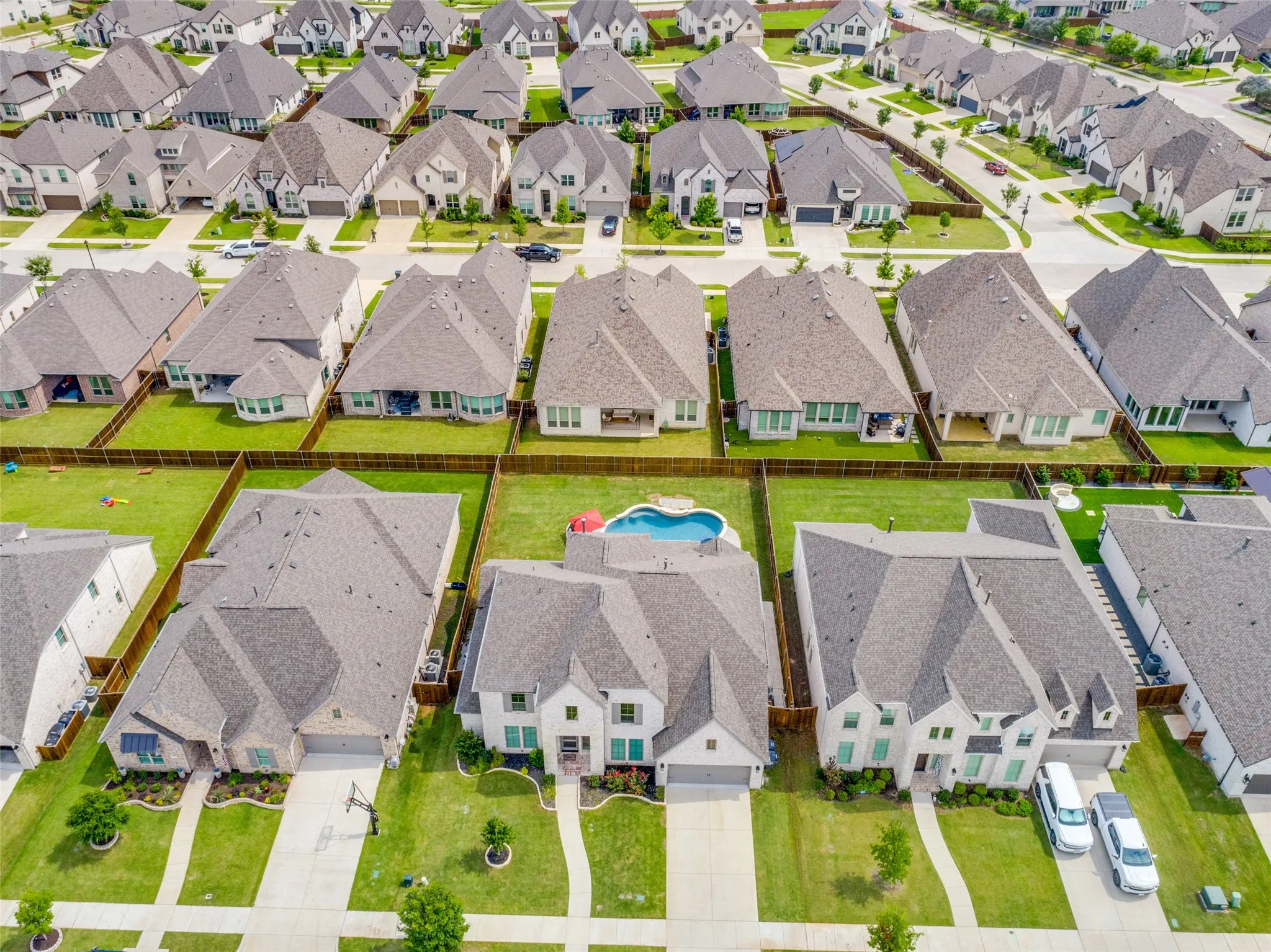 Single Family Residence For Sale in Collin County , 2706 Potomac Drive, Melissa, Texas 75454, 5 Bedroom, 5 Bathroom, 3 Garage spaces, 3,954 Sqft, built in 2022, mls#21281821, Real Estate Agent in Melissa, Homes For Sale in Collin county, Homes For Sale in Melissa, Realtor in Melissa Texas, Real Estate Brokerage Independent Realty Texas, Luminita Cordes Realtor