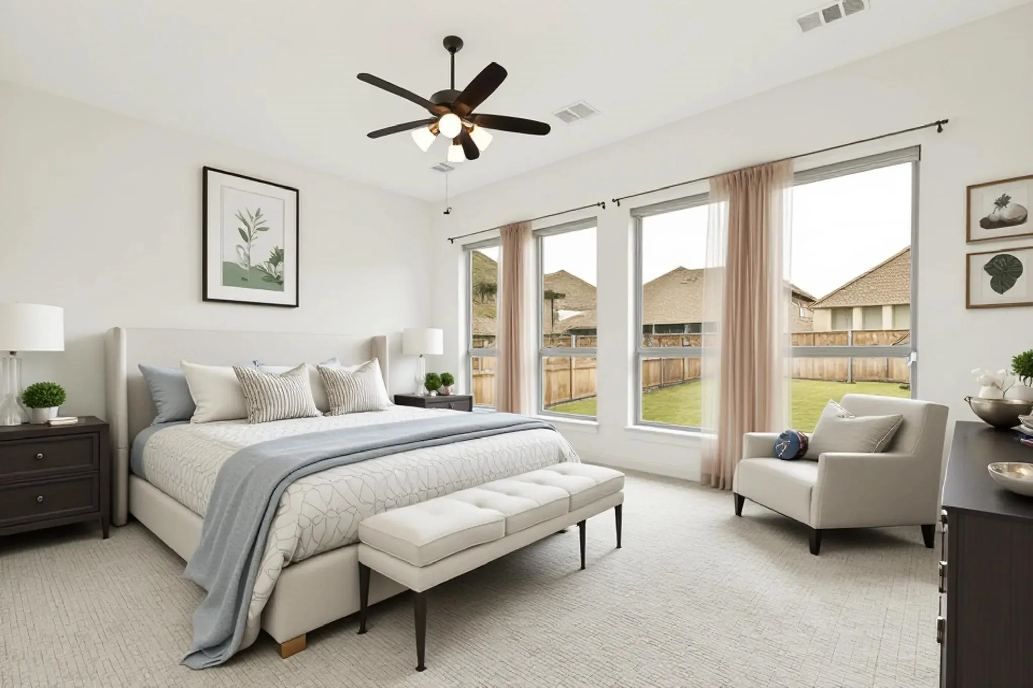 primary suite weith views to pool