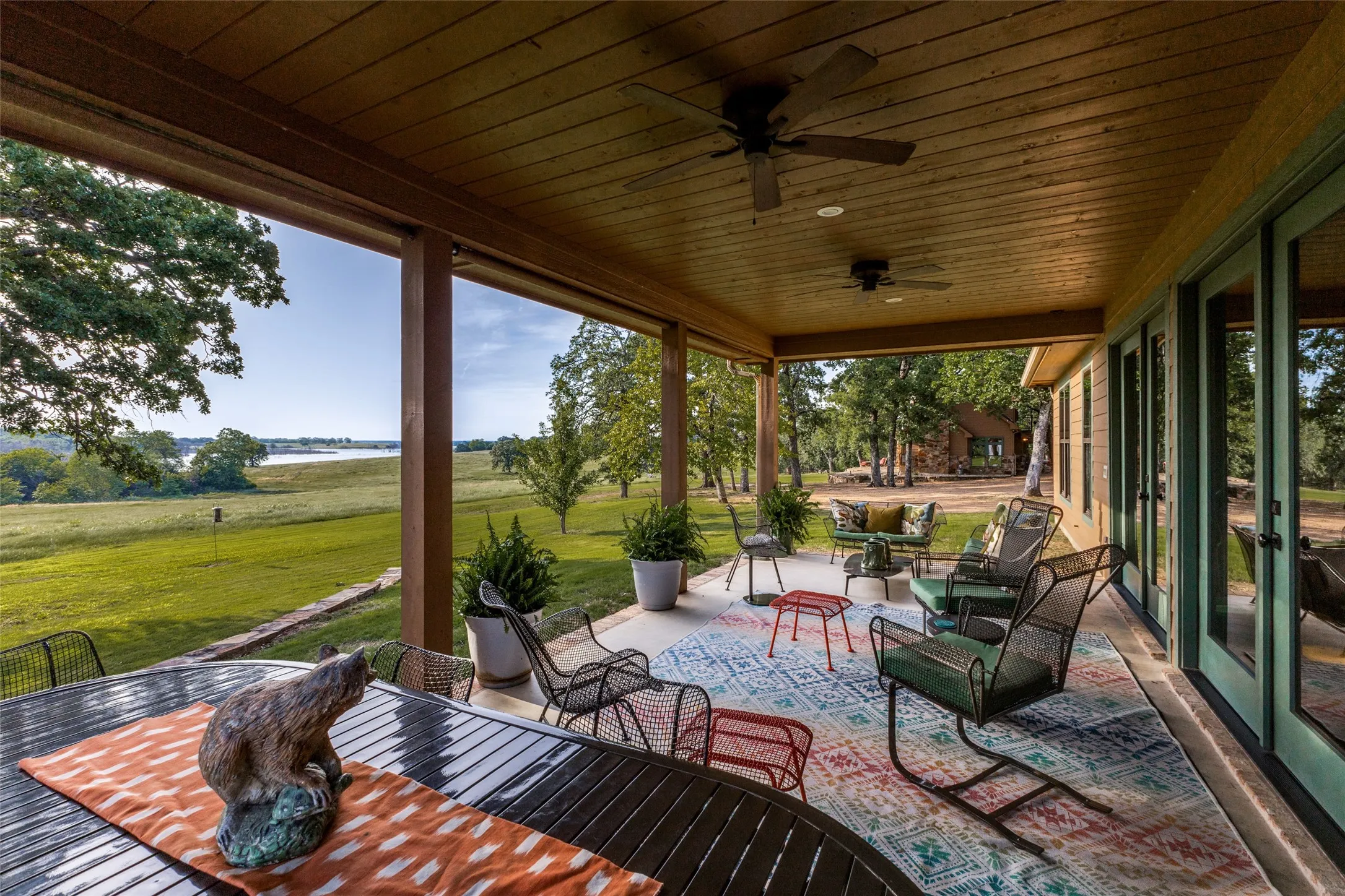 Single Family Residence For Sale in Fannin County , 1955 County Road 2980, Windom, Texas 75492, 2 Bedrooms, 2 Bathrooms, 2 Garage spaces, 3,928 Sqft, built in 2019, Price $4,100,000, mls#21287850, Real Estate Agent in Windom, Homes For Sale in Fannin county, Homes For Sale in Windom, Realtor in Windom Texas, Real Estate Brokerage Independent Realty Texas, Luminita Cordes Realtor