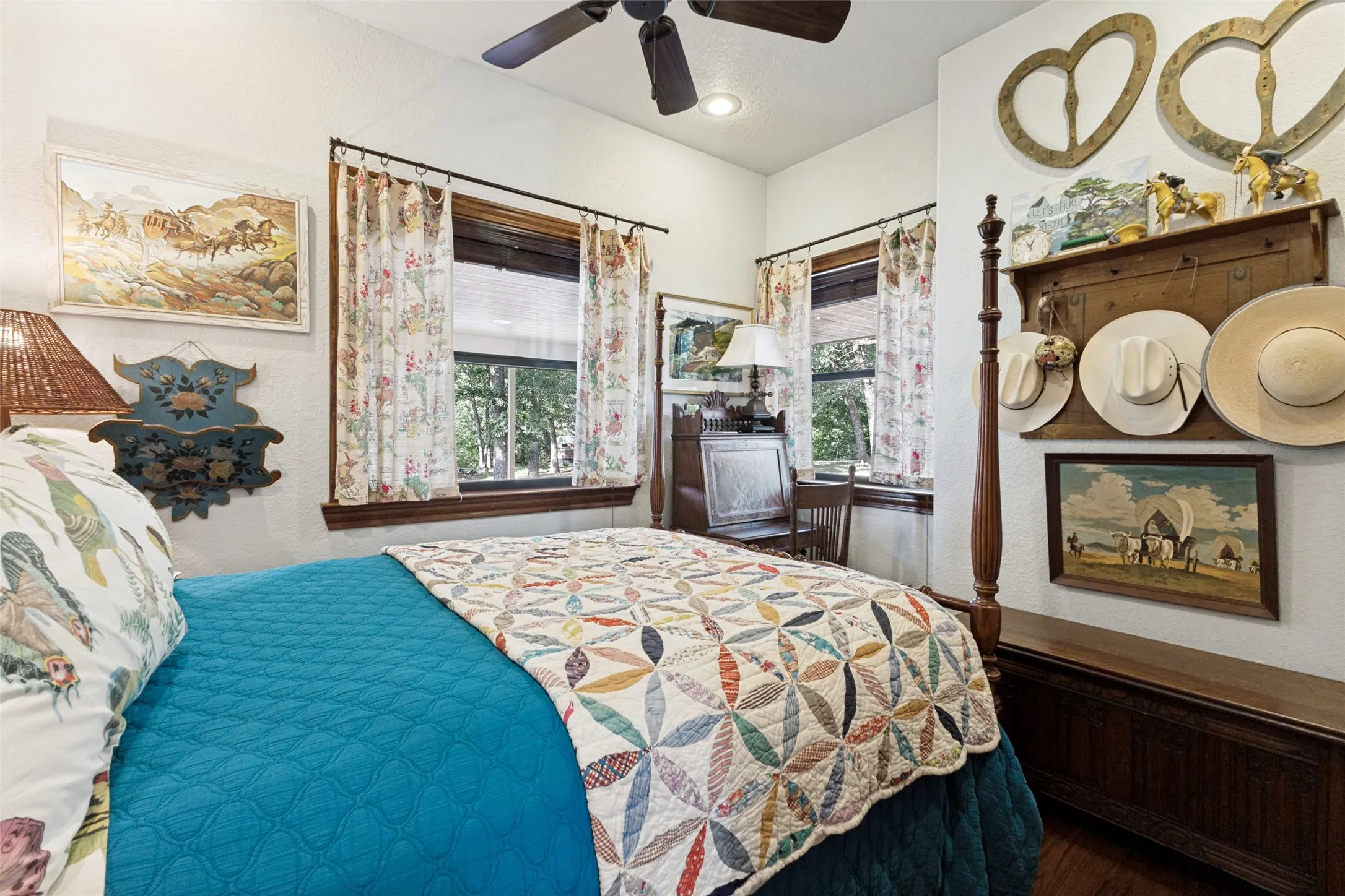 Single Family Residence For Sale in Fannin County , 1955 County Road 2980, Windom, Texas 75492, 2 Bedrooms, 2 Bathrooms, 2 Garage spaces, 3,928 Sqft, built in 2019, Price $4,100,000, mls#21287850, Real Estate Agent in Windom, Homes For Sale in Fannin county, Homes For Sale in Windom, Realtor in Windom Texas, Real Estate Brokerage Independent Realty Texas, Luminita Cordes Realtor