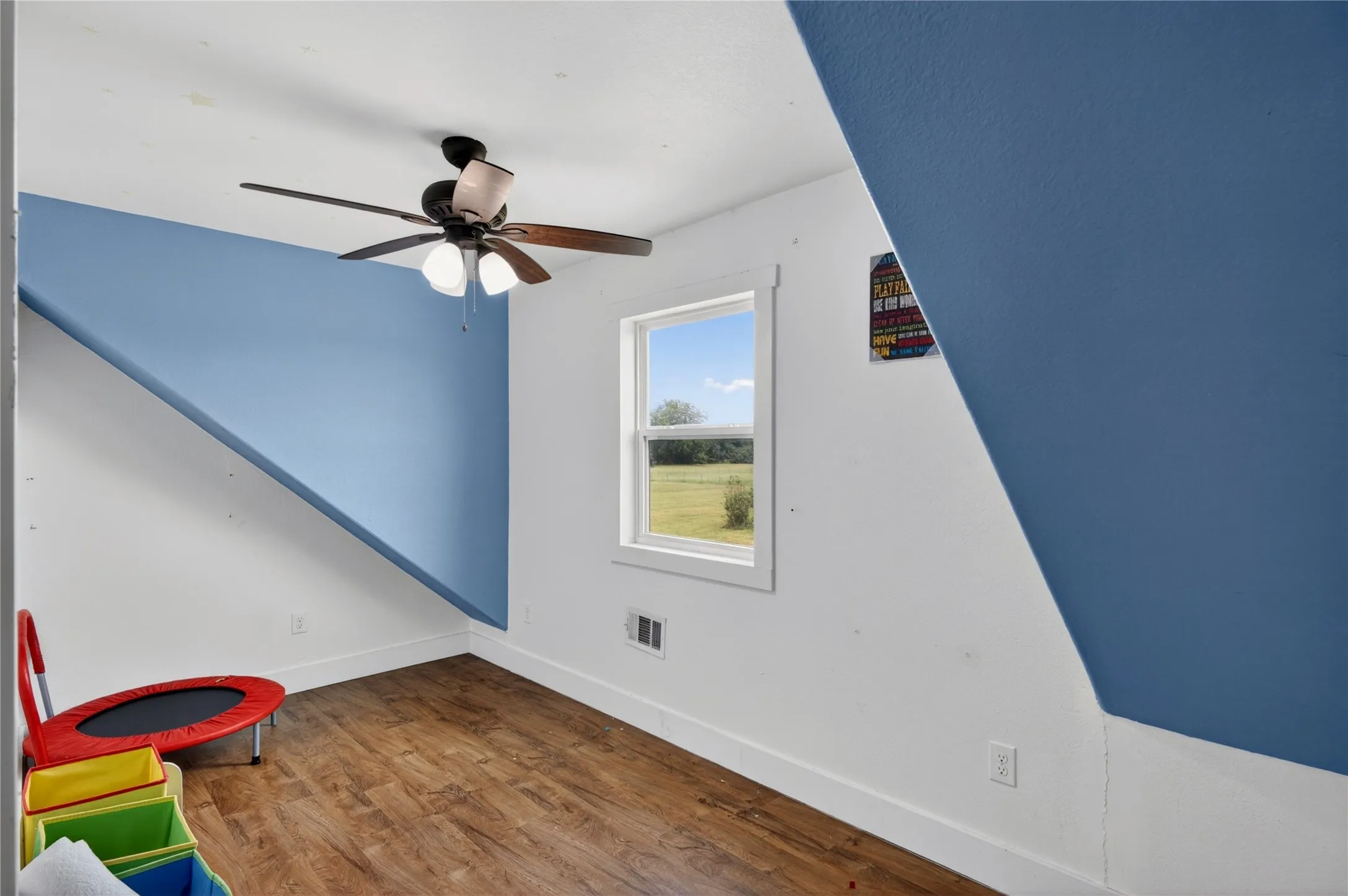 Single Family Residence For Sale in Grayson County , 4221 Fm-120 E, Denison, Texas 75020, 3 Bedroom, 3 Bathroom, Garage spaces, 1,722 Sqft, built in 2018, mls#21281401, Real Estate Agent in Denison, Homes For Sale in Grayson county, Homes For Sale in Denison, Realtor in Denison Texas, Real Estate Brokerage Independent Realty Texas, Luminita Cordes Realtor