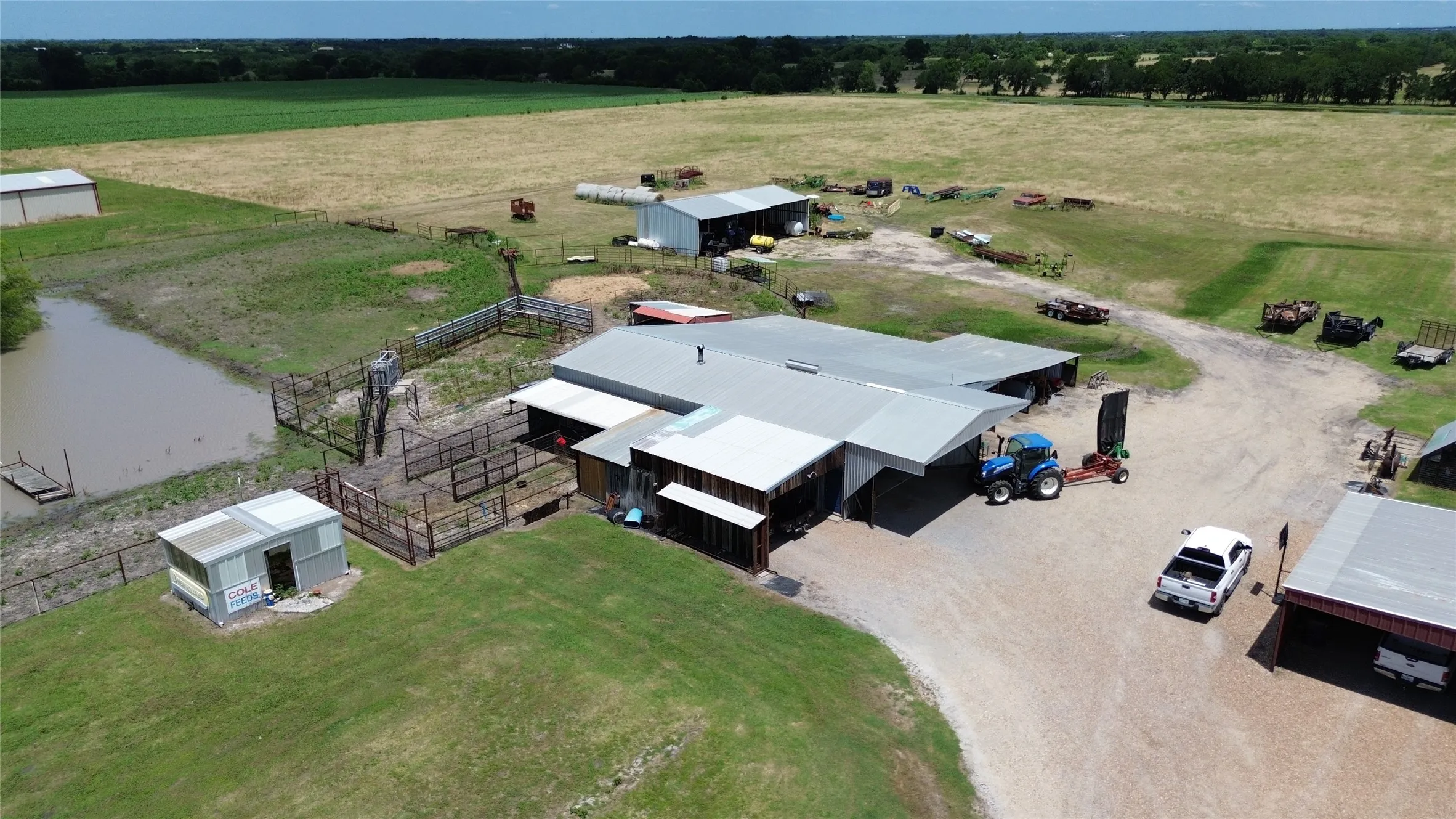 Farm For Sale in Collin County , 15901 County Road 1030, Blue Ridge, Texas 75424, 3 Bedroom, 2 Bathroom, 2 Garage spaces, 1,770 Sqft, built in 1994, mls#21287746, Real Estate Agent in Blue Ridge, Homes For Sale in Collin county, Homes For Sale in Blue Ridge, Realtor in Blue Ridge Texas, Real Estate Brokerage Independent Realty Texas, Luminita Cordes Realtor