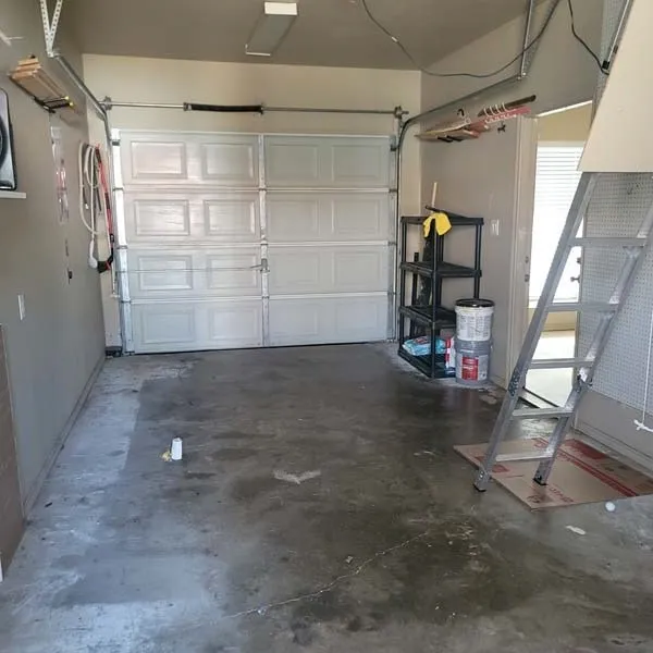 Single Family Residence For Rent in Ellis County , 710 W Waco Street, Ennis, Texas 75119, 3 Bedroom, 2 Bathroom, 1 Garage spaces, 1,092 Sqft, built in 2003, mls#21287884, Real Estate Agent in Ennis, Homes For Rent in Ellis county, Homes For Rent in Ennis, Realtor in Ennis Texas, Real Estate Brokerage Independent Realty Texas, Luminita Cordes Realtor
