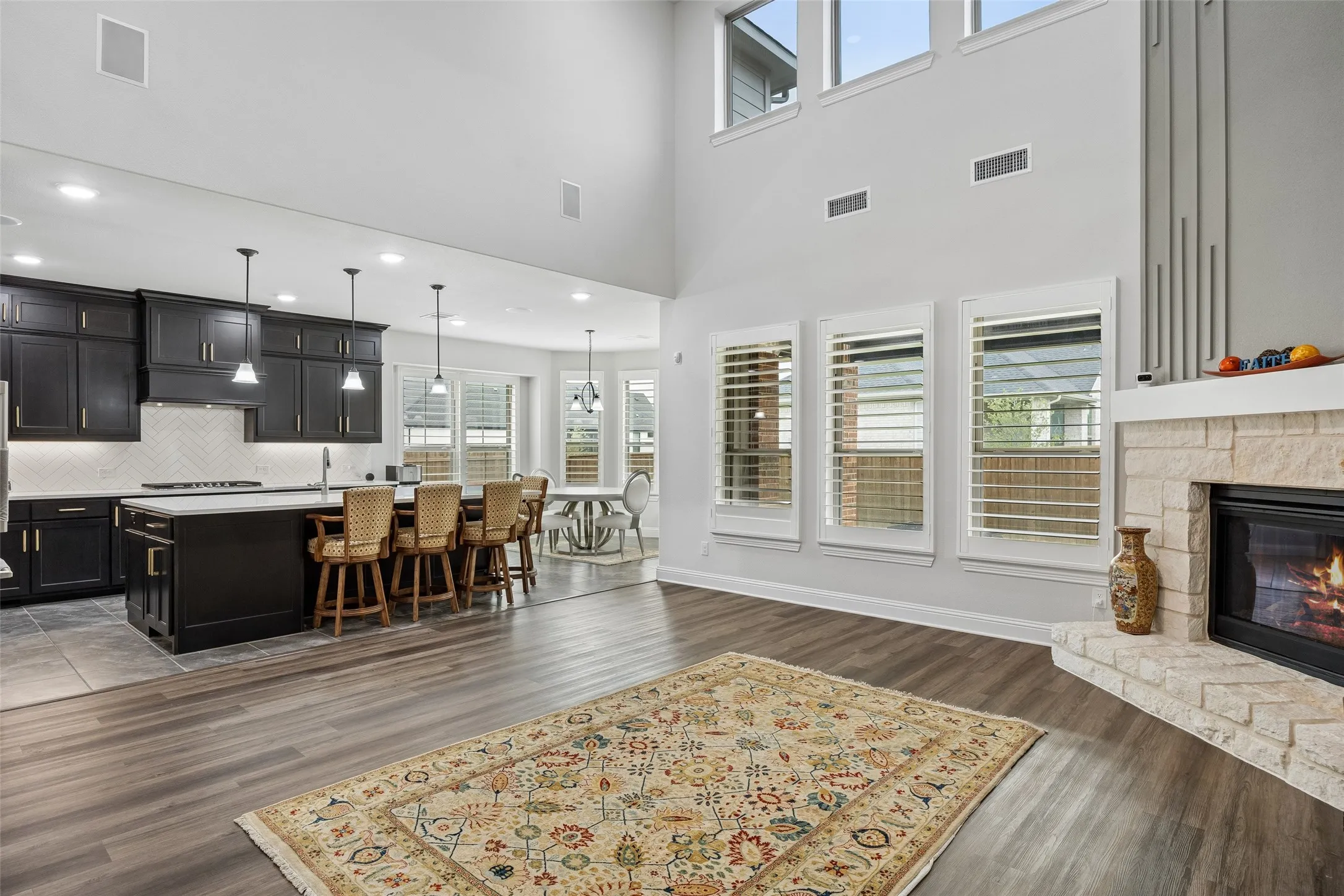 Single Family Residence For Sale in Johnson County , 1800 Tall Grass Court, Mansfield, Texas 76063, 6 Bedrooms, 5 Bathrooms, 3 Garage spaces, 4,421 Sqft, built in 2023, Price $867,000, mls#21277048, Real Estate Agent in Mansfield, Homes For Sale in Johnson county, Homes For Sale in Mansfield, Realtor in Mansfield Texas, Real Estate Brokerage Independent Realty Texas, Luminita Cordes Realtor