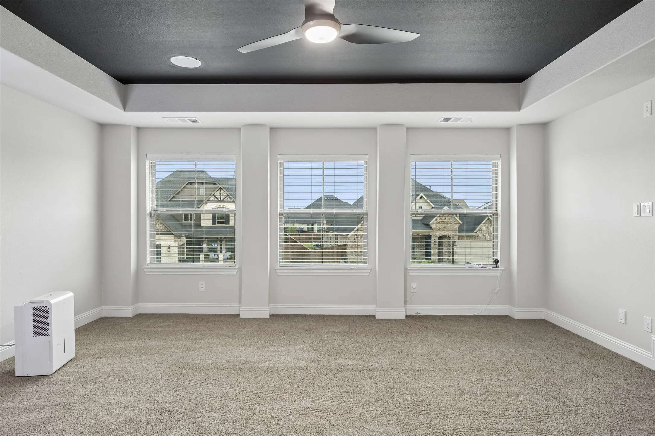 Single Family Residence For Sale in Johnson County , 1800 Tall Grass Court, Mansfield, Texas 76063, 6 Bedrooms, 5 Bathrooms, 3 Garage spaces, 4,421 Sqft, built in 2023, Price $867,000, mls#21277048, Real Estate Agent in Mansfield, Homes For Sale in Johnson county, Homes For Sale in Mansfield, Realtor in Mansfield Texas, Real Estate Brokerage Independent Realty Texas, Luminita Cordes Realtor