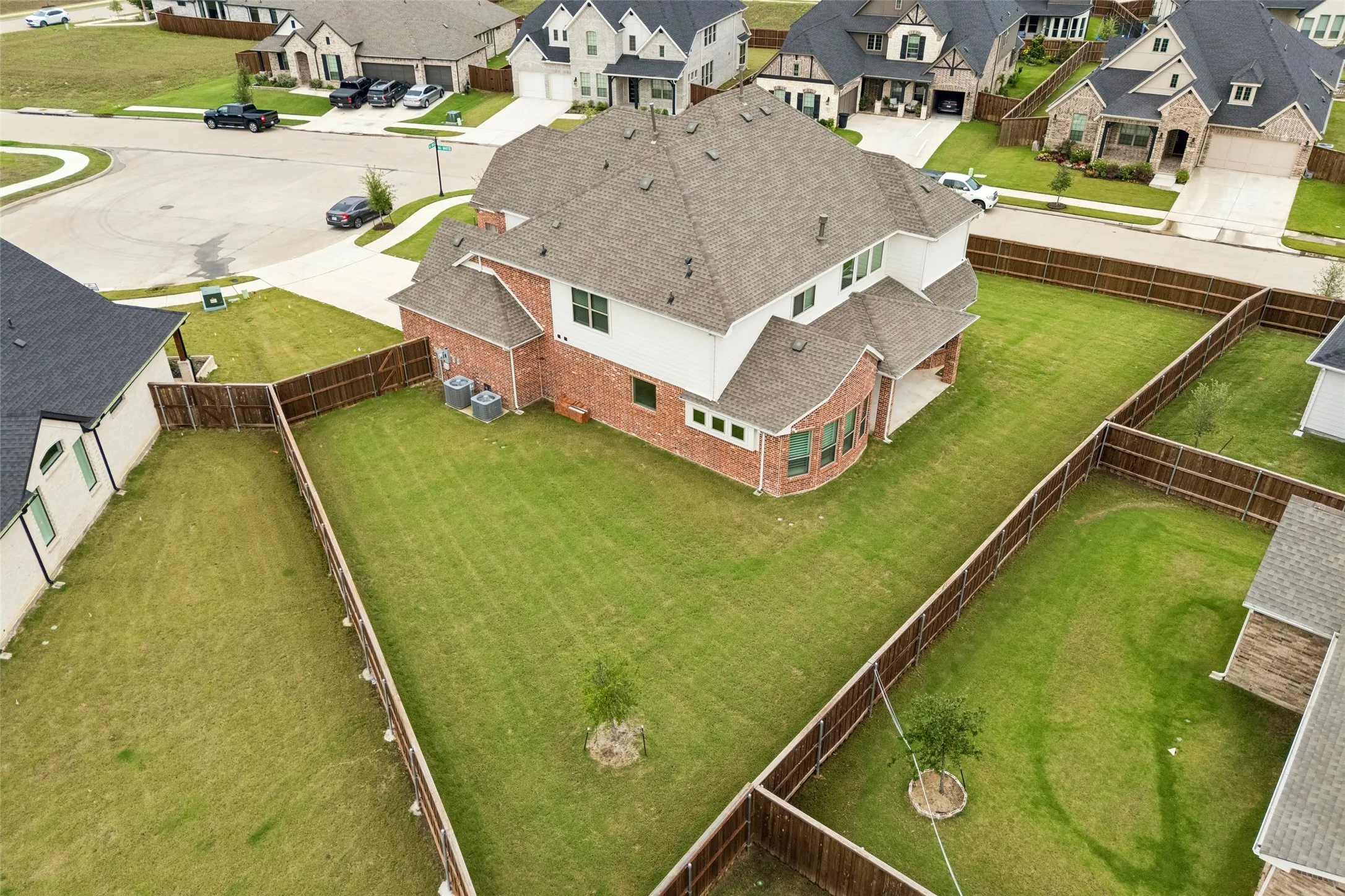 Single Family Residence For Sale in Johnson County , 1800 Tall Grass Court, Mansfield, Texas 76063, 6 Bedrooms, 5 Bathrooms, 3 Garage spaces, 4,421 Sqft, built in 2023, Price $867,000, mls#21277048, Real Estate Agent in Mansfield, Homes For Sale in Johnson county, Homes For Sale in Mansfield, Realtor in Mansfield Texas, Real Estate Brokerage Independent Realty Texas, Luminita Cordes Realtor