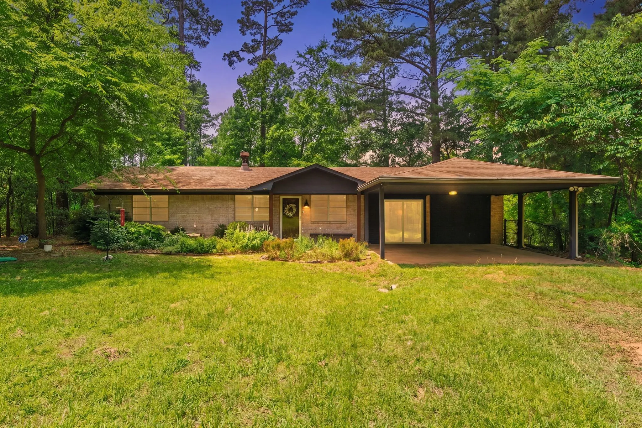 Single Family Residence For Sale in Wood County , 483 County Road 2140, Quitman, Texas 75783, 3 Bedroom, 2 Bathroom, Garage spaces, 1,703 Sqft, built in 1985, mls#21284215, Real Estate Agent in Quitman, Homes For Sale in Wood county, Homes For Sale in Quitman, Realtor in Quitman Texas, Real Estate Brokerage Independent Realty Texas, Luminita Cordes Realtor