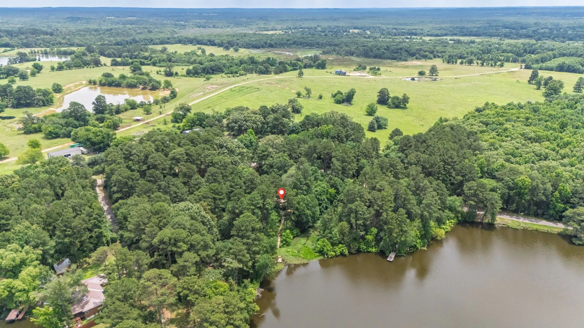 Single Family Residence For Sale in Wood County , 483 County Road 2140, Quitman, Texas 75783, 3 Bedroom, 2 Bathroom, Garage spaces, 1,703 Sqft, built in 1985, mls#21284215, Real Estate Agent in Quitman, Homes For Sale in Wood county, Homes For Sale in Quitman, Realtor in Quitman Texas, Real Estate Brokerage Independent Realty Texas, Luminita Cordes Realtor
