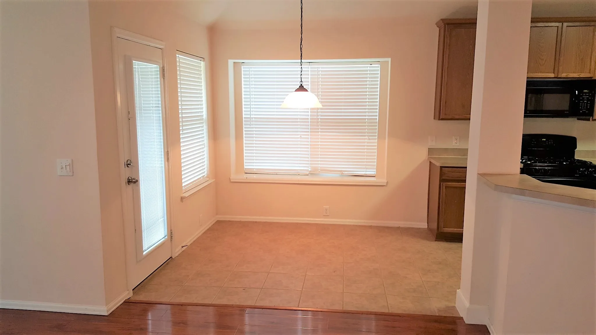 Single Family Residence For Rent in Tarrant County , 4536 Butterfly Way, Fort Worth, Texas 76244, 3 Bedroom, 2 Bathroom, 2 Garage spaces, 1,782 Sqft, built in 2005, mls#21287902, Real Estate Agent in Fort Worth, Homes For Rent in Tarrant county, Homes For Rent in Fort Worth, Realtor in Fort Worth Texas, Real Estate Brokerage Independent Realty Texas, Luminita Cordes Realtor