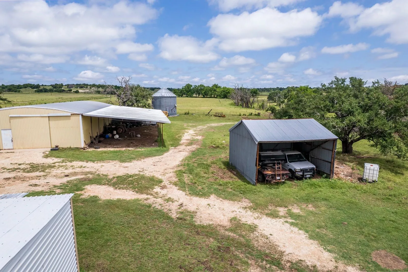 Ranch For Sale in Hamilton County , 1665 Farm to Market 1047, Hamilton, Texas 76531, 0, 0, Garage spaces, 0 Sqft, built in 1955, Price $5,337,500, mls#21287900, Real Estate Agent in Hamilton, Homes For Sale in Hamilton county, Homes For Sale in Hamilton, Realtor in Hamilton Texas, Real Estate Brokerage Independent Realty Texas, Luminita Cordes Realtor