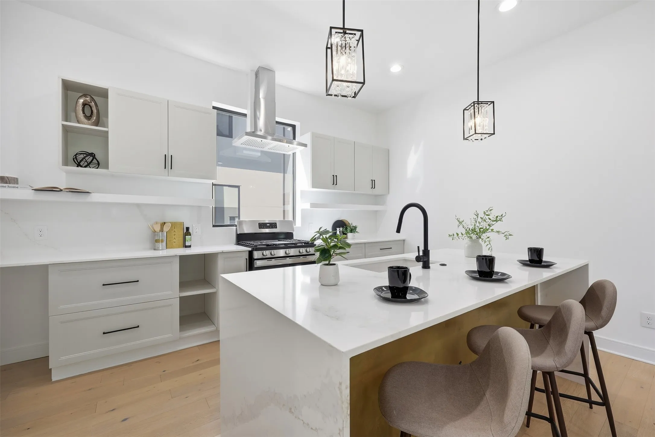 Condominium For Sale in Dallas County , 4635 Manett Street, Dallas, Texas 75204, 2 Bedroom, 3 Bathroom, 2 Garage spaces, 8,710 Sqft, built in 2026, mls#21287919, Real Estate Agent in Dallas, Homes For Sale in Dallas county, Homes For Sale in Dallas, Realtor in Dallas Texas, Real Estate Brokerage Independent Realty Texas, Luminita Cordes Realtor