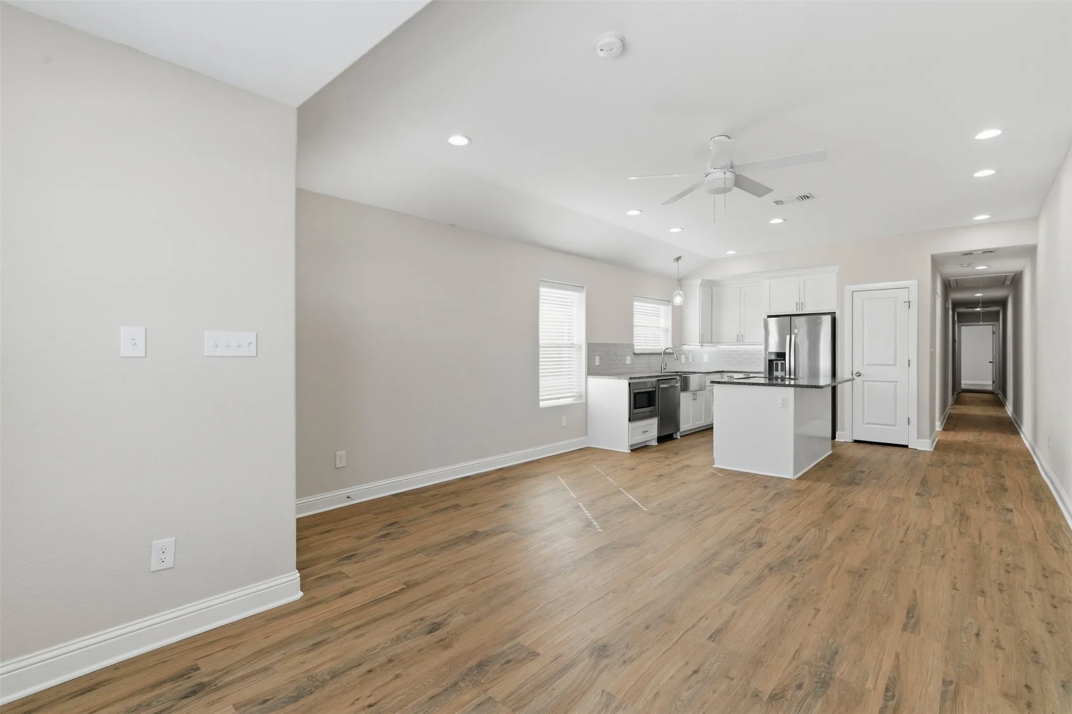 Duplex For Sale in Grayson County , 802-804 N Broughton Street, Sherman, Texas 75090, 6 Bedroom, 4 Bathroom, Garage spaces, 0 Sqft, built in 2020, mls#21287441, Real Estate Agent in Sherman, Homes For Sale in Grayson county, Homes For Sale in Sherman, Realtor in Sherman Texas, Real Estate Brokerage Independent Realty Texas, Luminita Cordes Realtor
