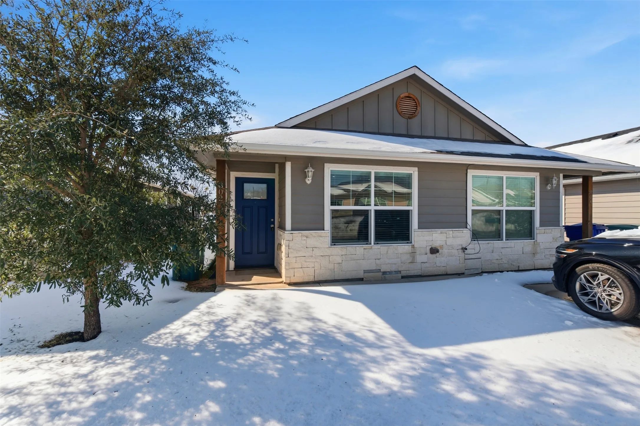 Duplex For Sale in Grayson County , 802-804 N Broughton Street, Sherman, Texas 75090, 6 Bedroom, 4 Bathroom, Garage spaces, 0 Sqft, built in 2020, mls#21287441, Real Estate Agent in Sherman, Homes For Sale in Grayson county, Homes For Sale in Sherman, Realtor in Sherman Texas, Real Estate Brokerage Independent Realty Texas, Luminita Cordes Realtor
