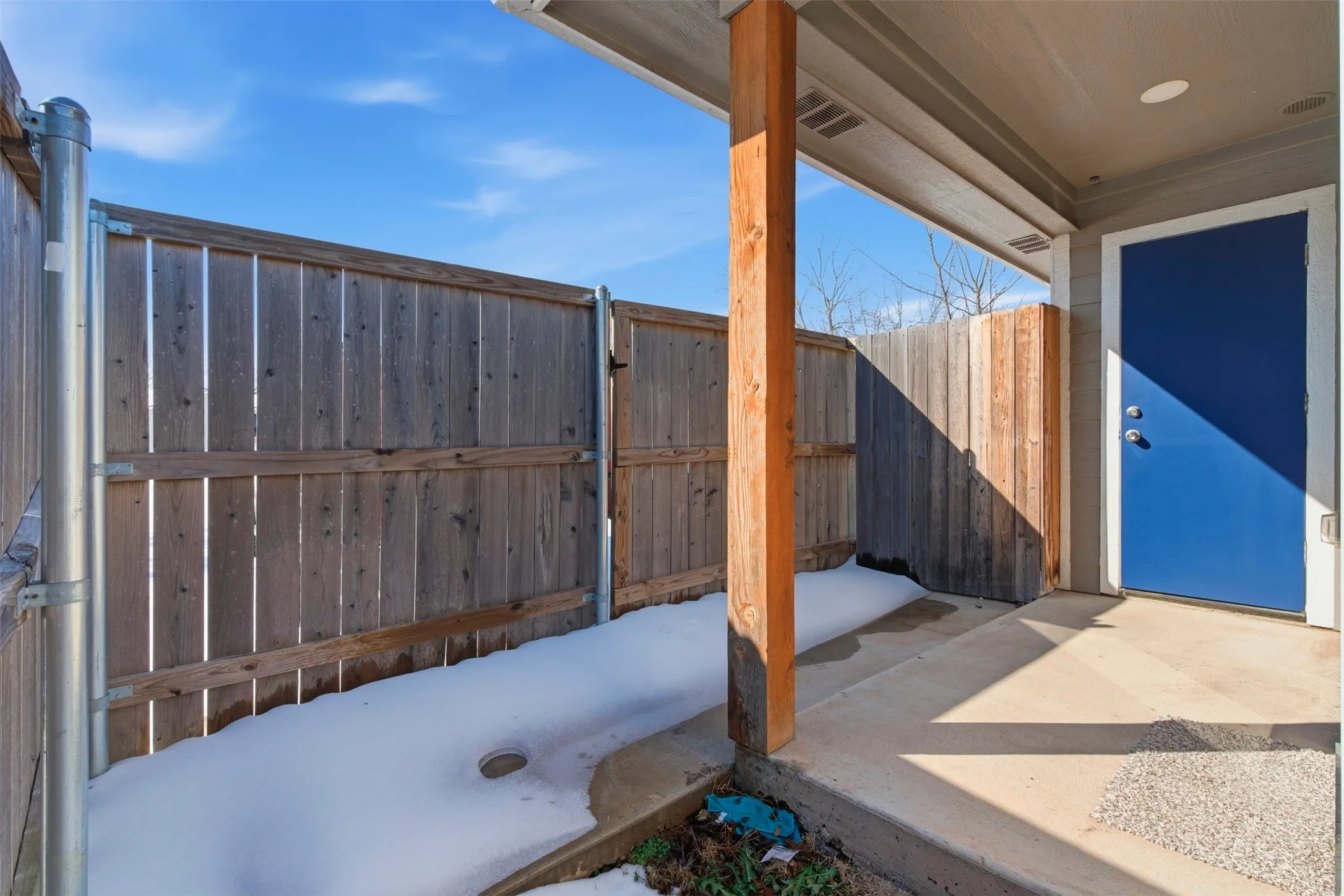 Duplex For Sale in Grayson County , 802-804 N Broughton Street, Sherman, Texas 75090, 6 Bedroom, 4 Bathroom, Garage spaces, 0 Sqft, built in 2020, mls#21287441, Real Estate Agent in Sherman, Homes For Sale in Grayson county, Homes For Sale in Sherman, Realtor in Sherman Texas, Real Estate Brokerage Independent Realty Texas, Luminita Cordes Realtor