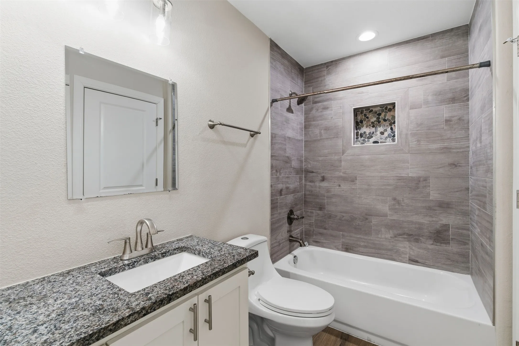 Duplex For Sale in Grayson County , 802-804 N Broughton Street, Sherman, Texas 75090, 6 Bedroom, 4 Bathroom, Garage spaces, 0 Sqft, built in 2020, mls#21287441, Real Estate Agent in Sherman, Homes For Sale in Grayson county, Homes For Sale in Sherman, Realtor in Sherman Texas, Real Estate Brokerage Independent Realty Texas, Luminita Cordes Realtor