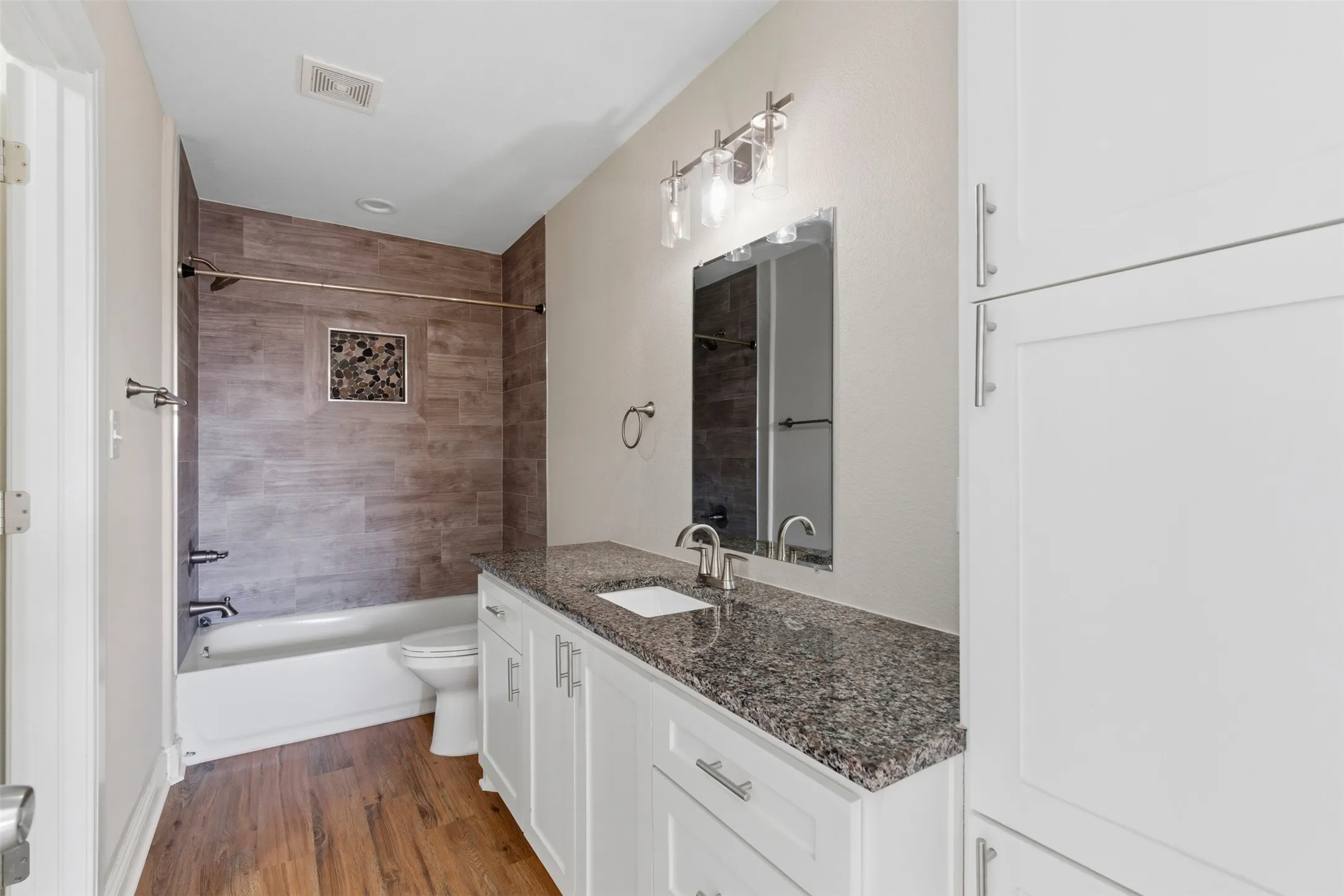 Duplex For Sale in Grayson County , 802-804 N Broughton Street, Sherman, Texas 75090, 6 Bedroom, 4 Bathroom, Garage spaces, 0 Sqft, built in 2020, mls#21287441, Real Estate Agent in Sherman, Homes For Sale in Grayson county, Homes For Sale in Sherman, Realtor in Sherman Texas, Real Estate Brokerage Independent Realty Texas, Luminita Cordes Realtor