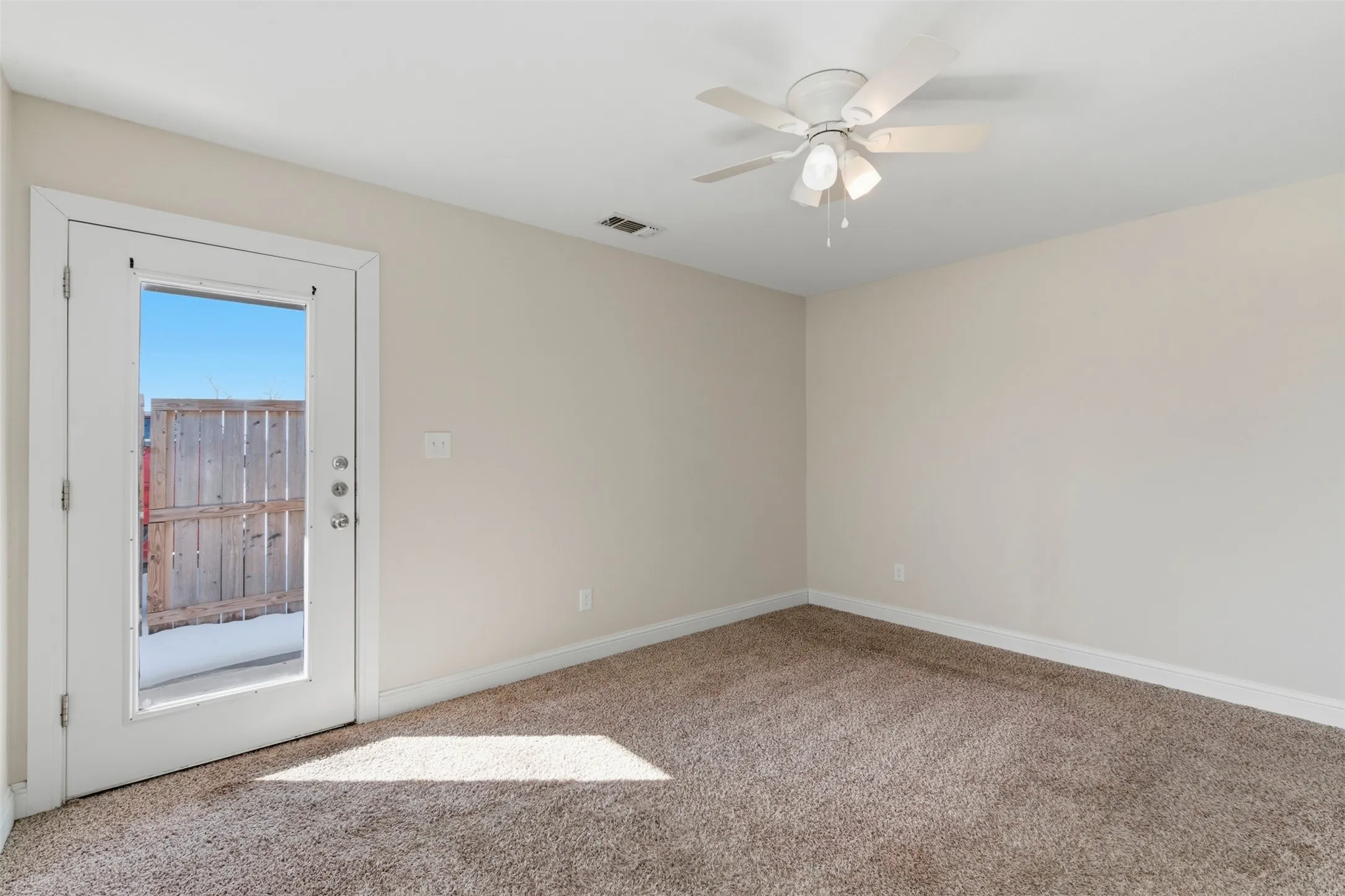 Duplex For Sale in Grayson County , 802-804 N Broughton Street, Sherman, Texas 75090, 6 Bedroom, 4 Bathroom, Garage spaces, 0 Sqft, built in 2020, mls#21287441, Real Estate Agent in Sherman, Homes For Sale in Grayson county, Homes For Sale in Sherman, Realtor in Sherman Texas, Real Estate Brokerage Independent Realty Texas, Luminita Cordes Realtor